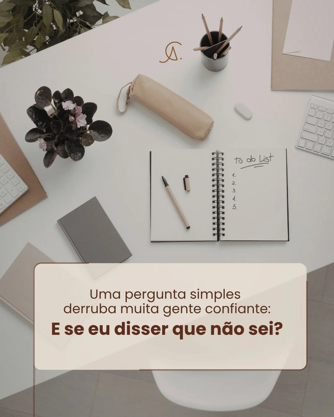 Existe uma cren&ccedil;a antiga sobre lideran&ccedil;a: quem est&aacute; no topo precisa ter resposta pronta pra tudo.

Essa cren&ccedil;a cansa o l&iacute;der e ensina o time a nunca questionar nada.

J&aacute; vi de perto o que acontece quando um l