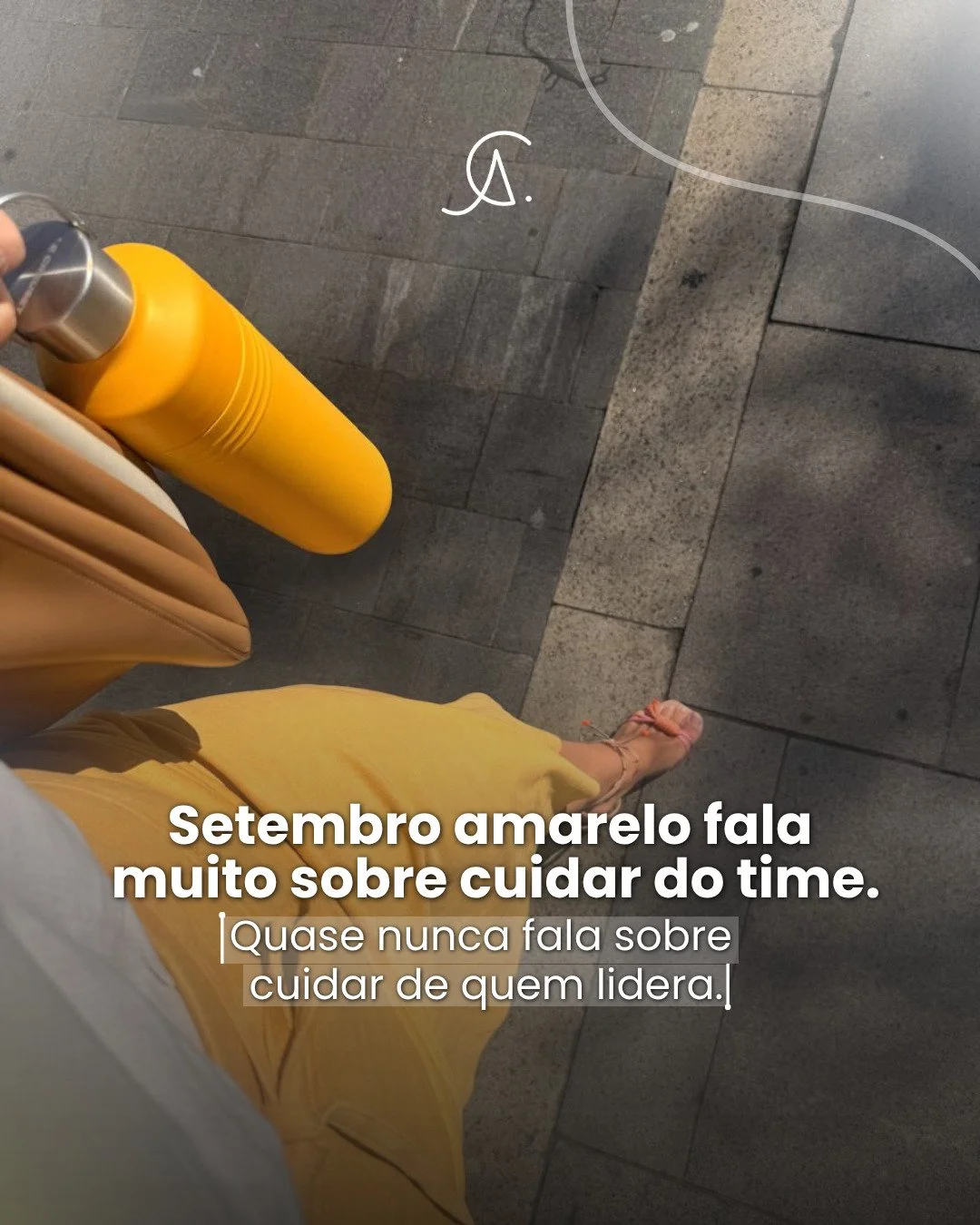 Setembro amarelo tamb&eacute;m vale pra quem lidera. At&eacute; quem cuida precisa de algu&eacute;m que pergunte como ela est&aacute;. 💛 

Baseado em conte&uacute;do da Funda&ccedil;&atilde;o Dom Cabral sobre sa&uacute;de mental de l&iacute;deres.

