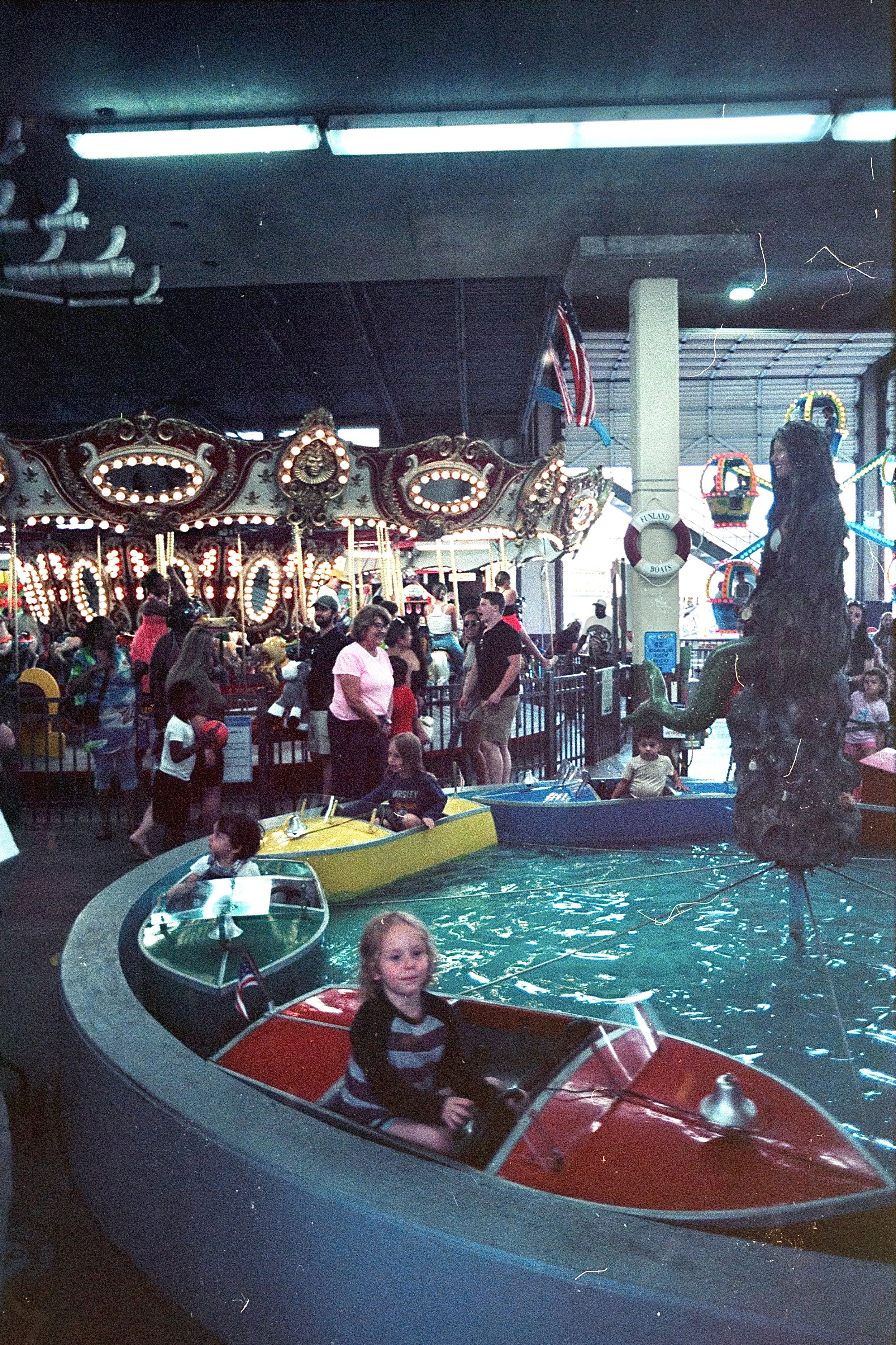 8007_260809015.jpg