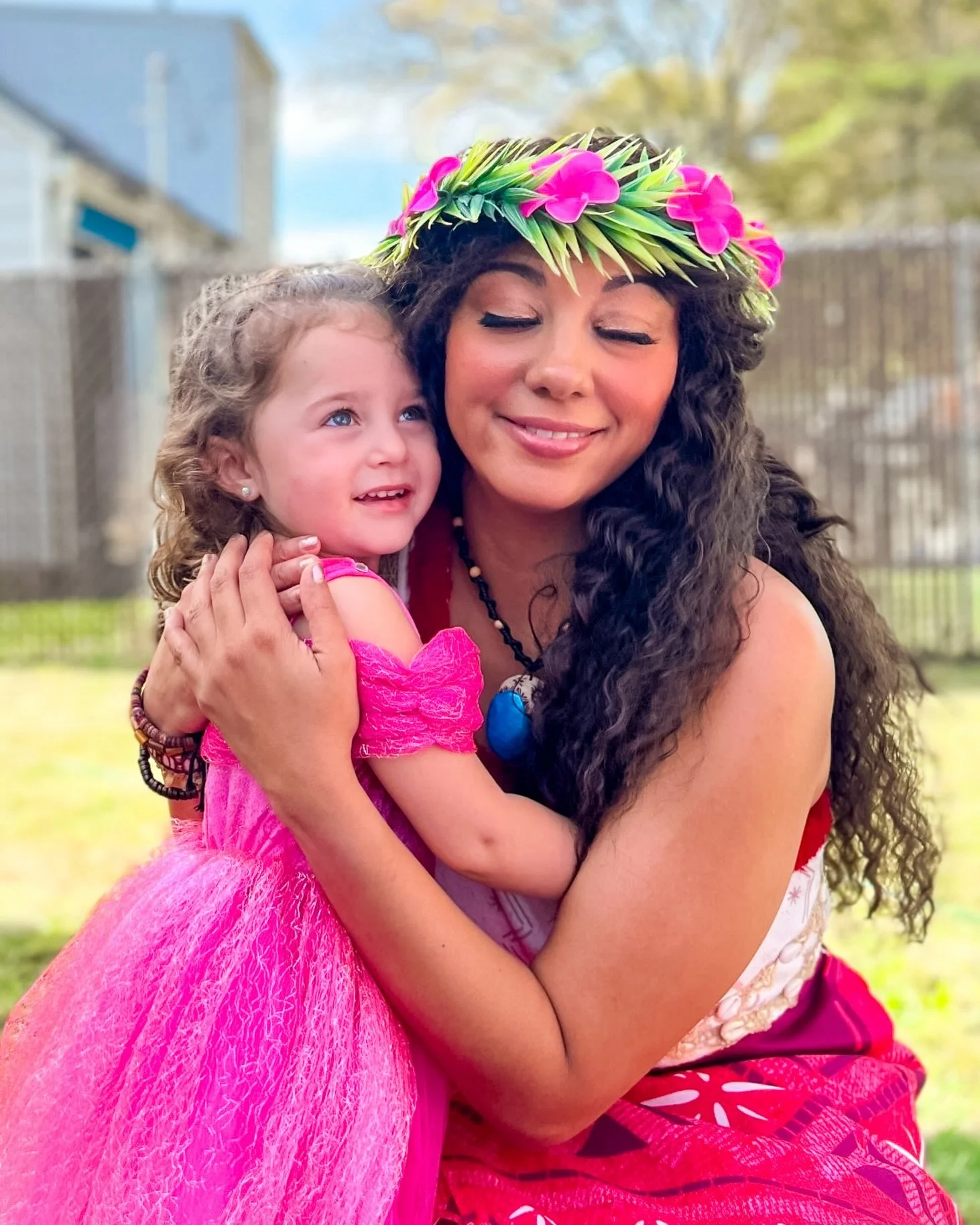 ✨⛵️ Voyage with our Wayfinder and book your summer party⛵️✨

&bull;

Summer celebrations are filling quickly with various characters! Our Wayfinder cannot wait to be part of your little one&rsquo;s special day.

Invite her to sail over to your celebr