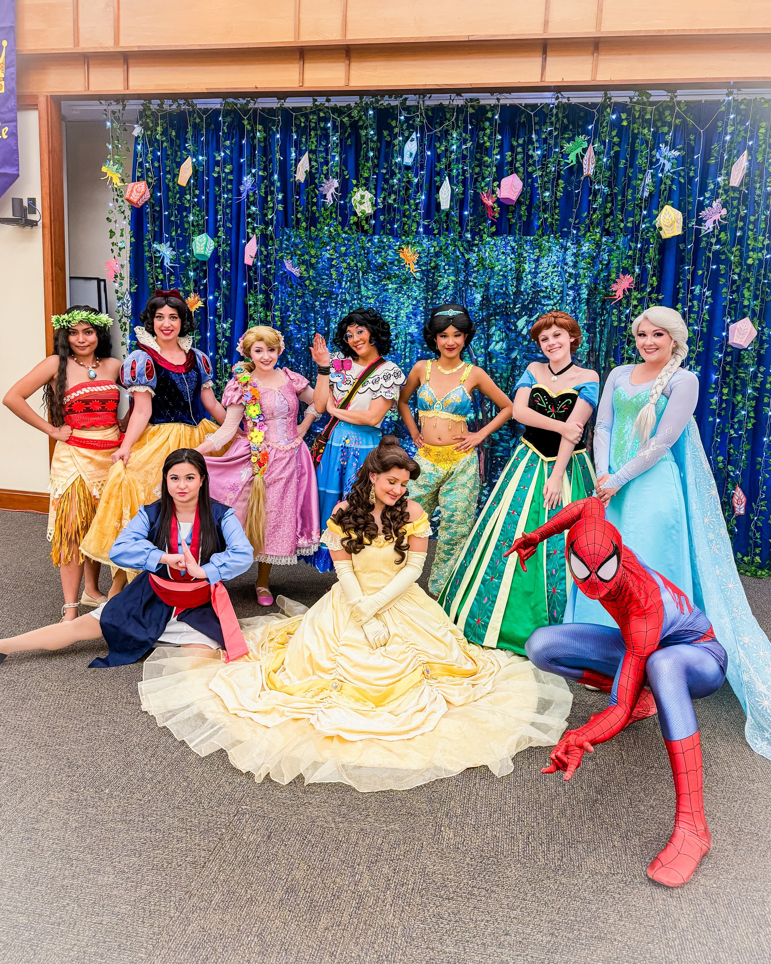 ✨👑 Add Multiple Characters to Your Booking for More MAGIC for Everyone! 👑✨

&bull;

No event/party is too big or too small. 👑 We specialize in multi-character celebrations: Personalize every aspect of your event to make it A DREAM COME TRUE! 

Loo