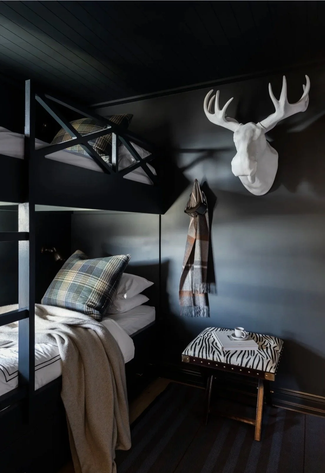 Photo: Martina Gemmola
Styling: Belle Hemming