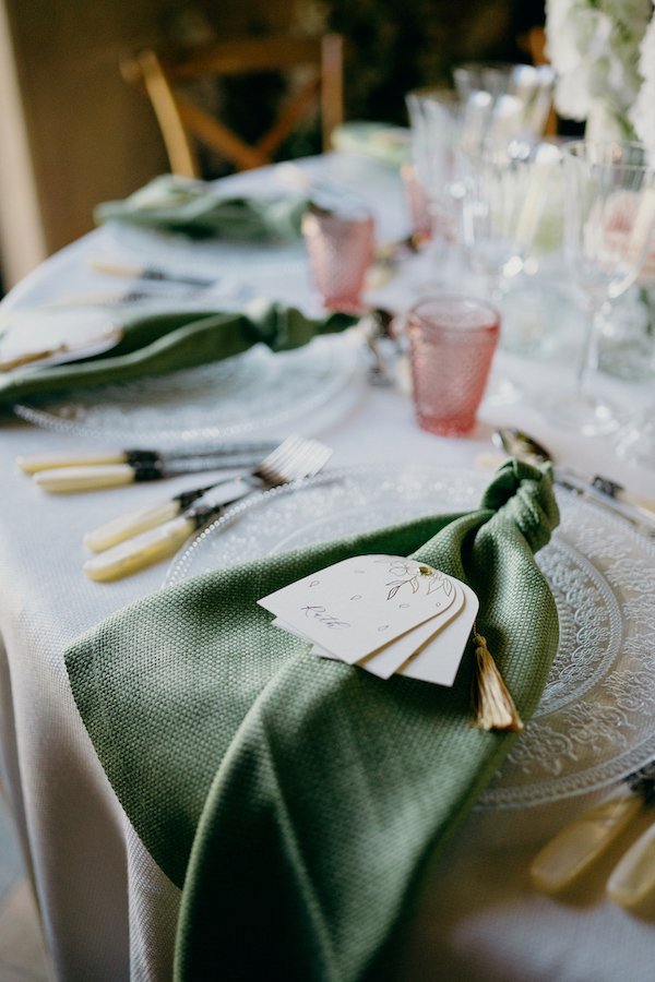 Lucca-Studios-Wedding-Stationery-Layered-Menu-Tassel.jpg