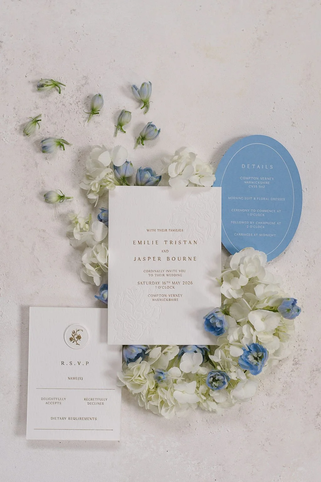 Creating a Seamless Aesthetic Through Wedding Stationery