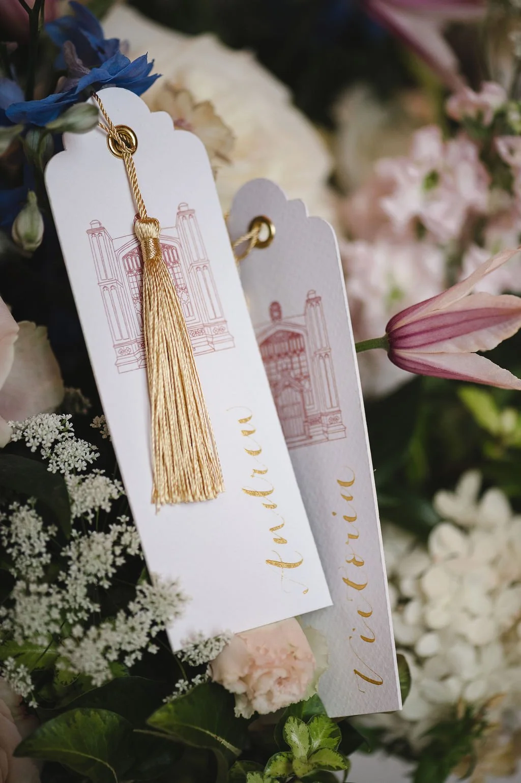 VictoriaandAndrew_Bodleian-Library-Oxford-Weddings-by-Nicola-and-Glen-1010 (1).jpg