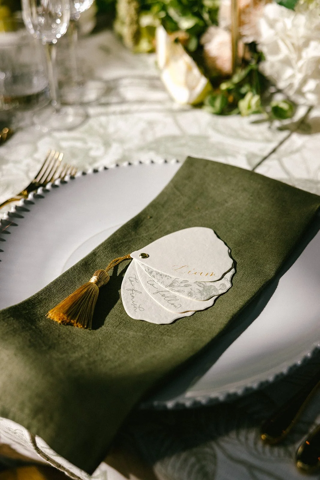 Lucca-Studios-Wedding-Stationery-Henley-on-Thames-Benjamin-Stuart-0723 copy.jpg