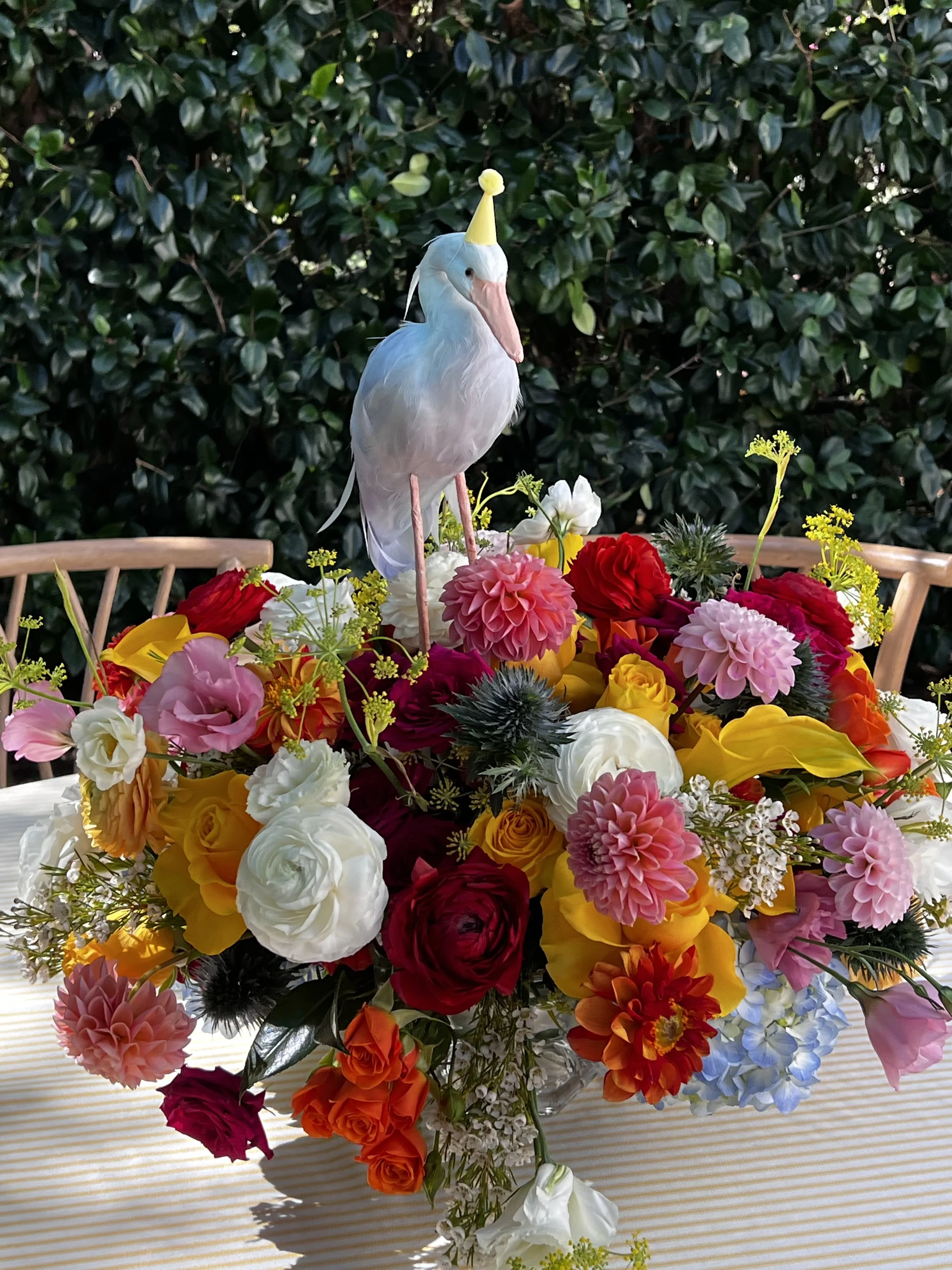 modern floral centerpiece with statement florals, los angeles, ca