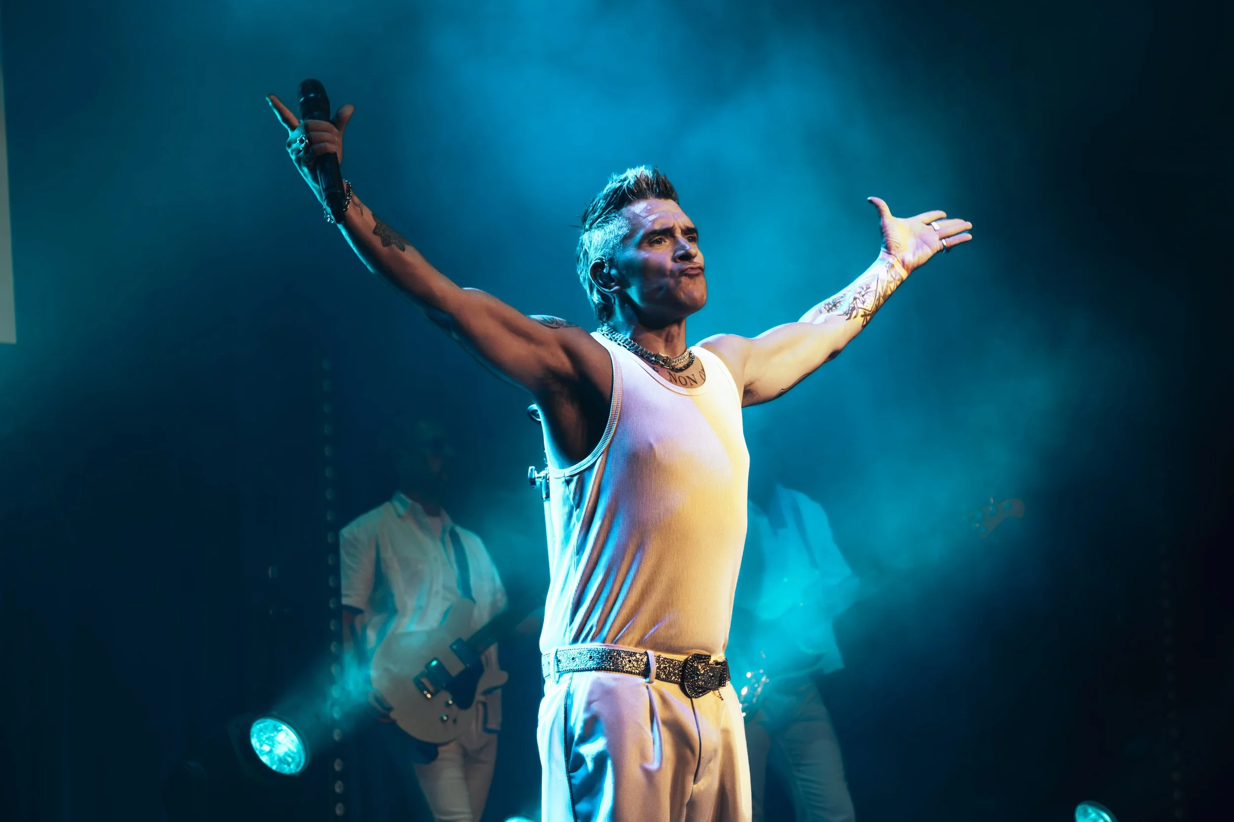 robbie williams isg act sunderland