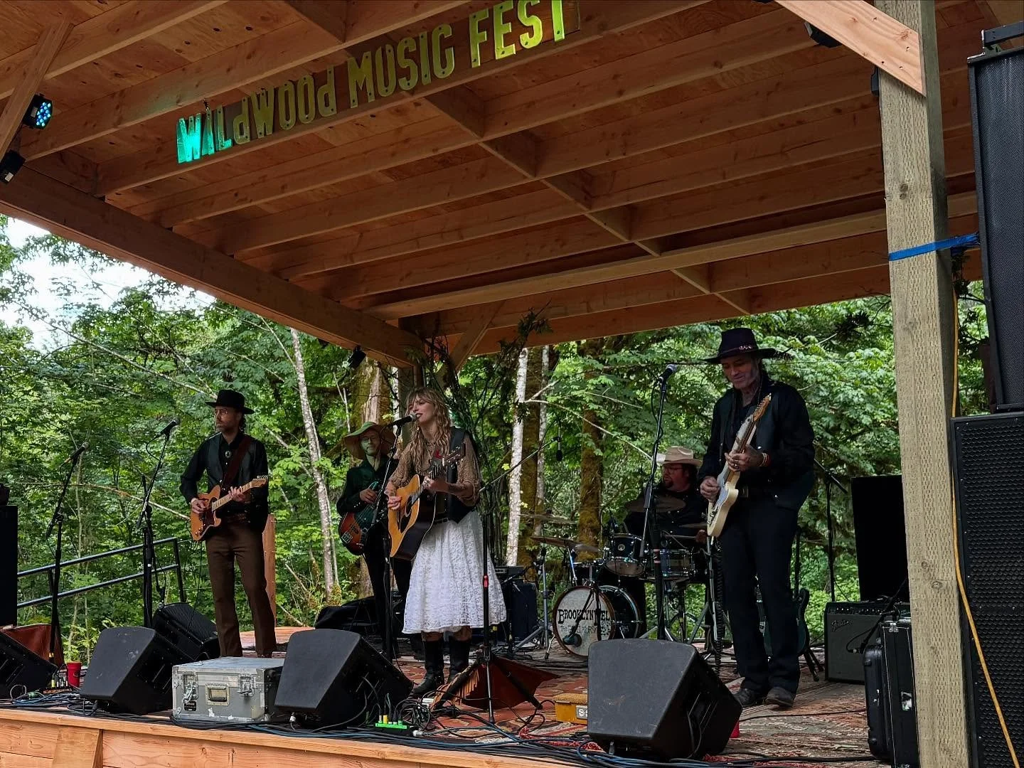 What a blast @wildwoodmusicfest this weekend!! 

Next up, @landmarksaloon tonight with Warren Pash, Ezra Meredith &amp;  @yankeegauchopdx!! @deerlodge