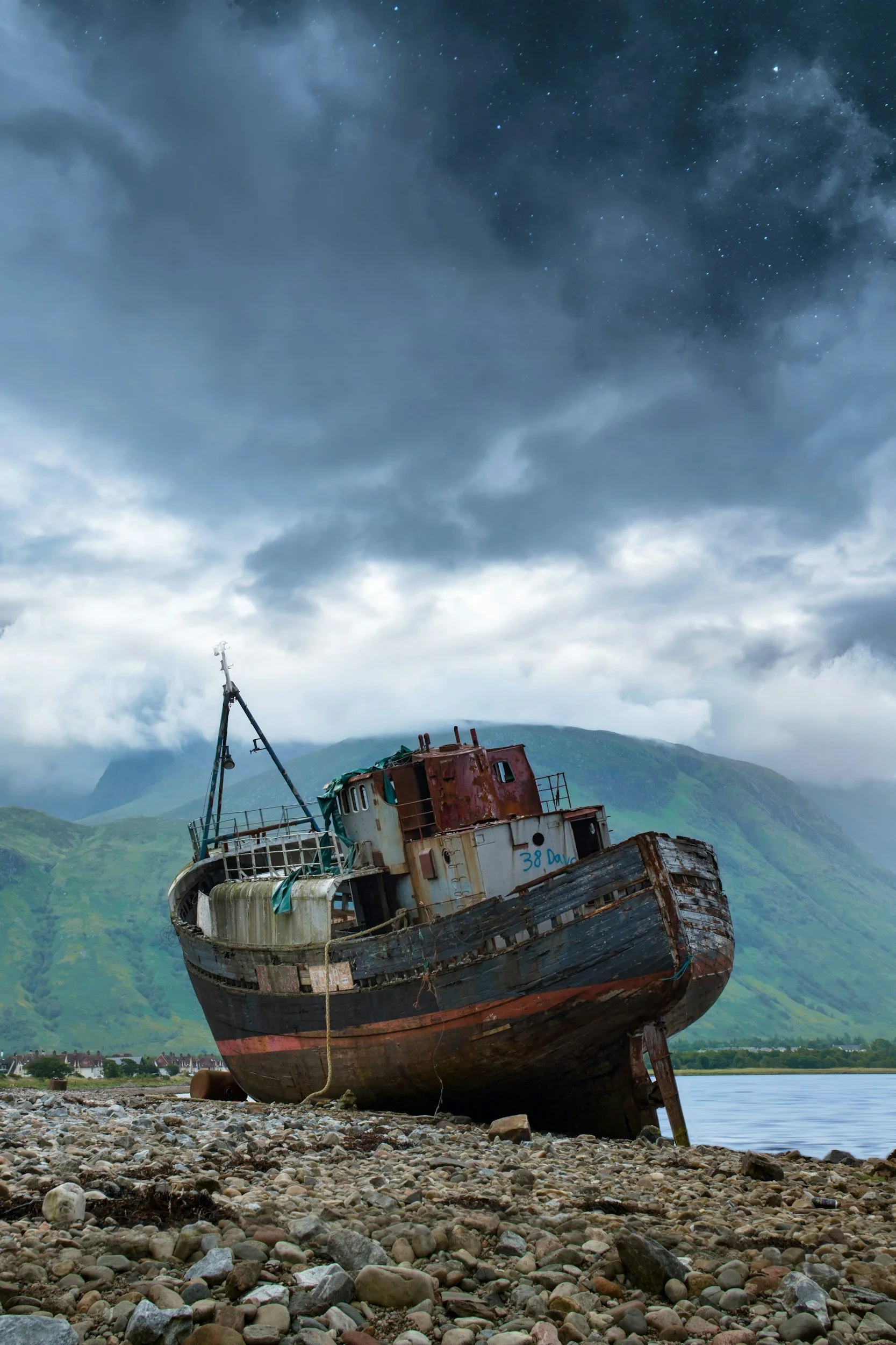 unsplash-image-ESYkLC9-weY.jpg