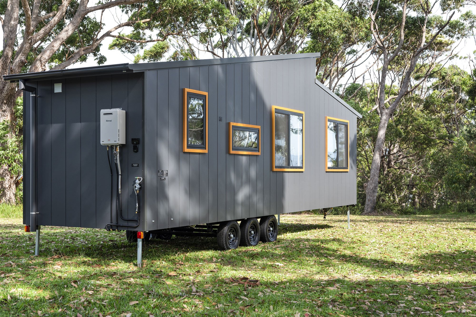 WEB 9600NLR-9.jpg