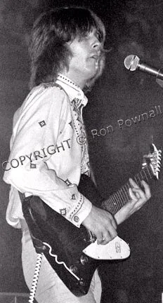 _A21 Eric Clapton (W).jpg