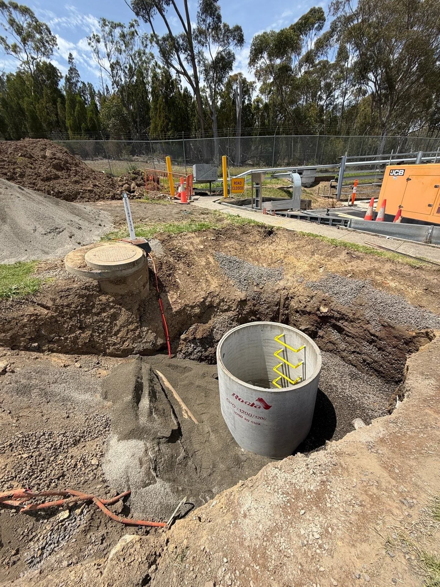 Pit &amp; Tapping Spear complete💪🏼⚒️#plumbing #commercial #victoria #familybusiness #plumbingmelbourne