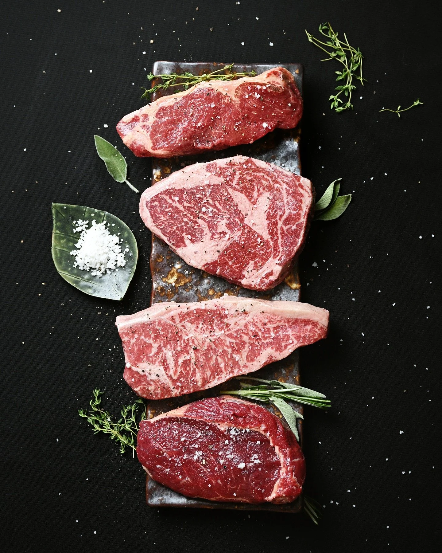 Ok. That's enough meat for now. I need to go on a dead fish hunt tomorrow for sure. 

#steak #foodphotography #foodporn #lambrack #singaporefoodphotographer #studiophotography #lowkey #rawmeat #productphotography