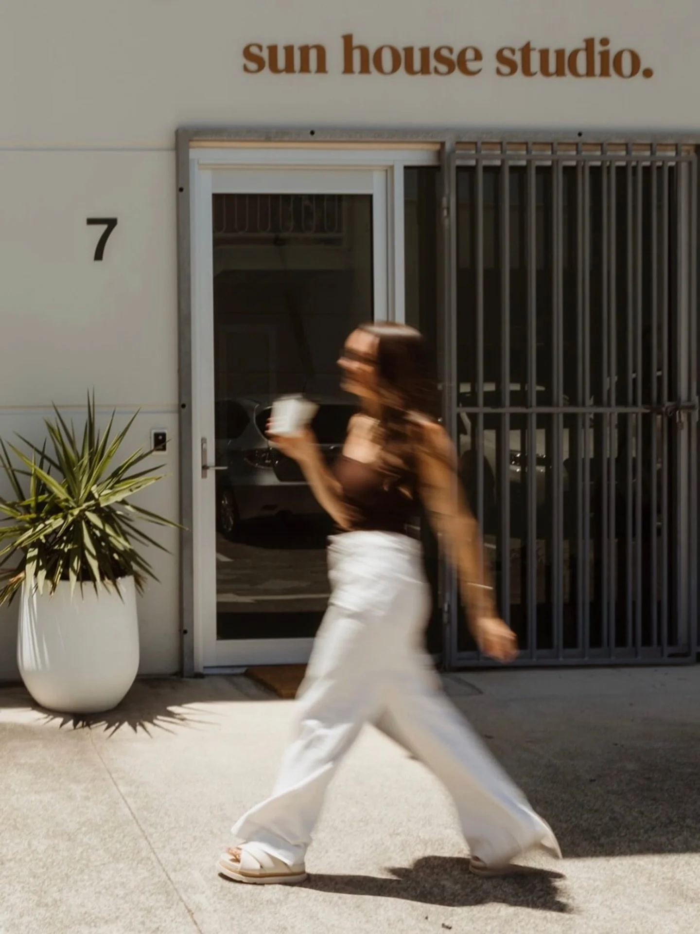 Monday, let&rsquo;s go ☕️ 
Boss lady @when.agency 
Shot by @goldensundaysphotography 
At @sunhousestudio__