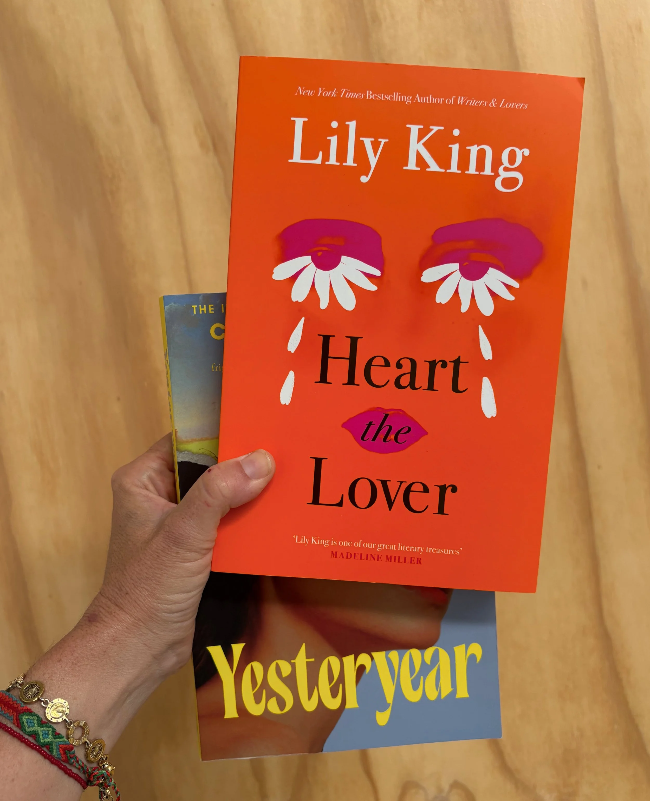 BOOK CLUB 📚 
Our book club kicks off this month, here&rsquo;s what we&rsquo;re reading. Have you read them? Let us know what to read next! 
#bookclub
#sunhousestudio