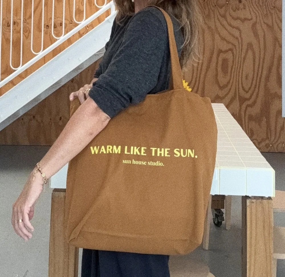 tote on shoulder .jpg