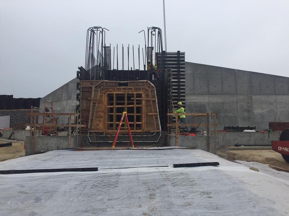 Herbert Hoover Dike Modification