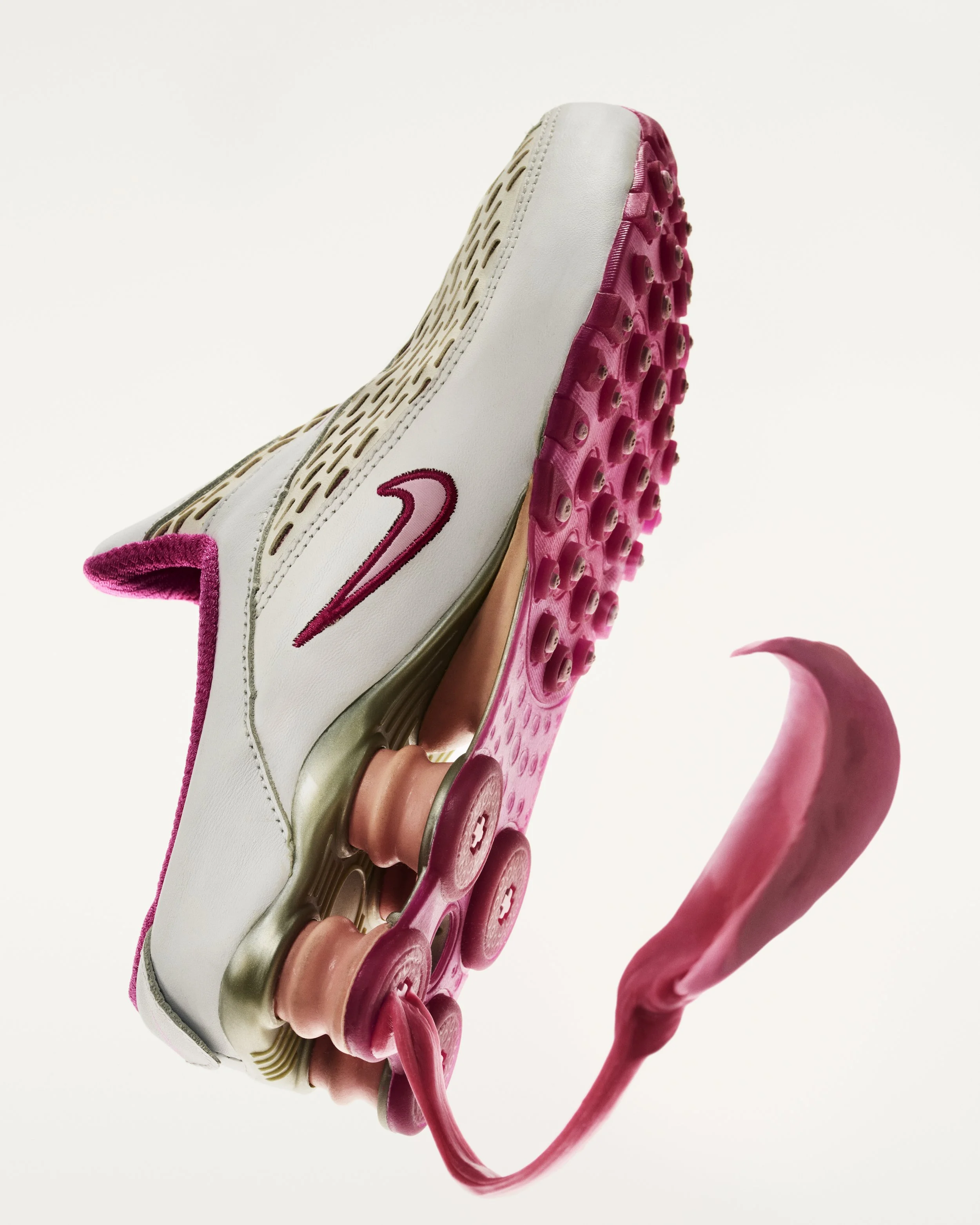 25-05 3196-01C MMD 2004 SHOX VENICE MULE 01.jpg