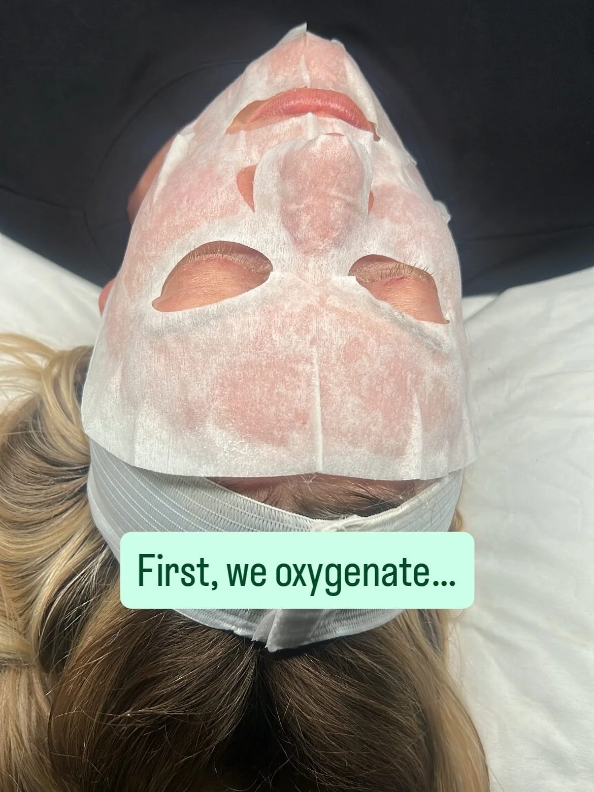 ✨ The Korean glow you&rsquo;ve been waiting for ✨
Our Customized Korean Facial is powered by the latest professional Korean skincare innovations&mdash;designed to lift, firm, tighten, and oxygenate your skin from the inside out. Expect instant hydrat