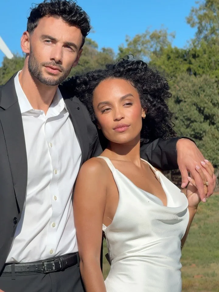 out at @finkranch with @serenebrookrussell &amp; @brendanmorais 🐴

s &amp; b + a cool October day + hanging with creatives on the ranch? our dream date. so much fun shooting for @flintworkshop 

📱Content: Kyndall | @foreverafterinstantly 💕

Vendor