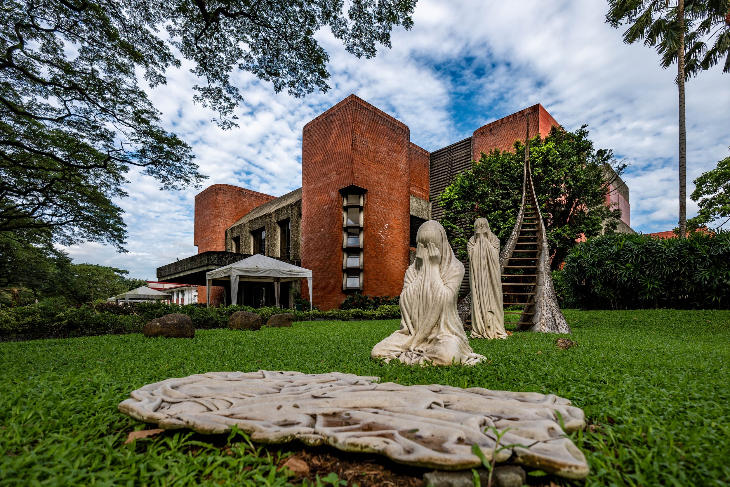 V Brutalist Photowalk Dec 2025-52.jpg