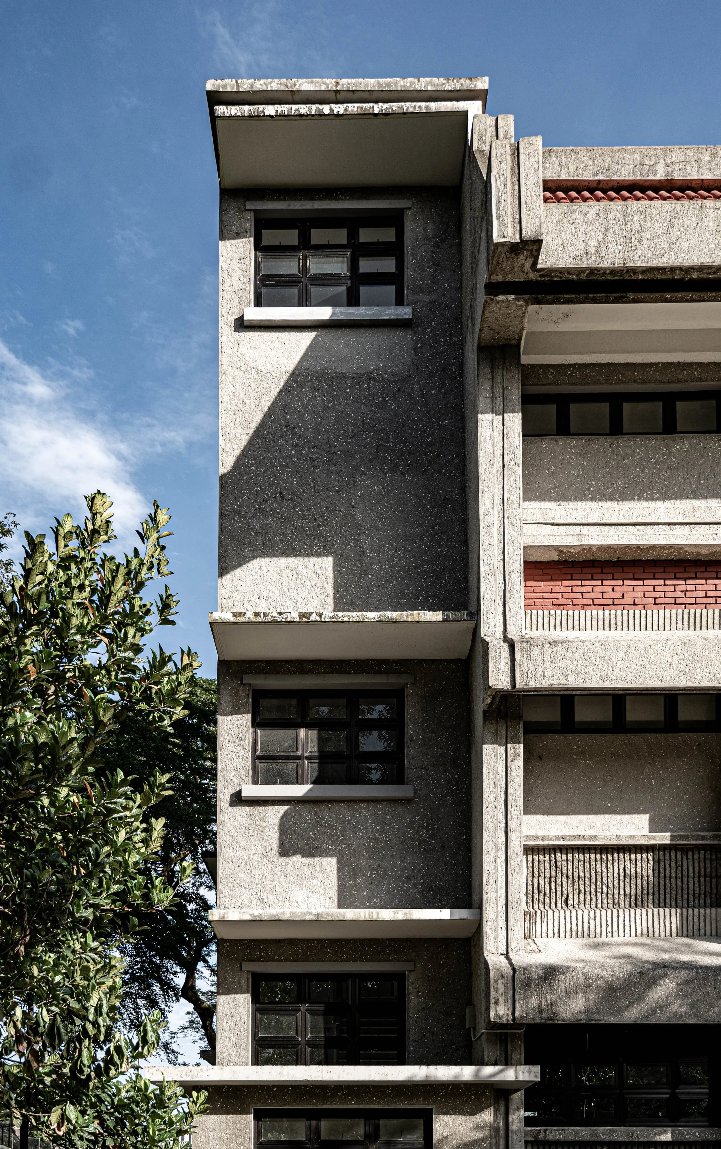 Brutalist Photowalk Dec 2025-6.jpg