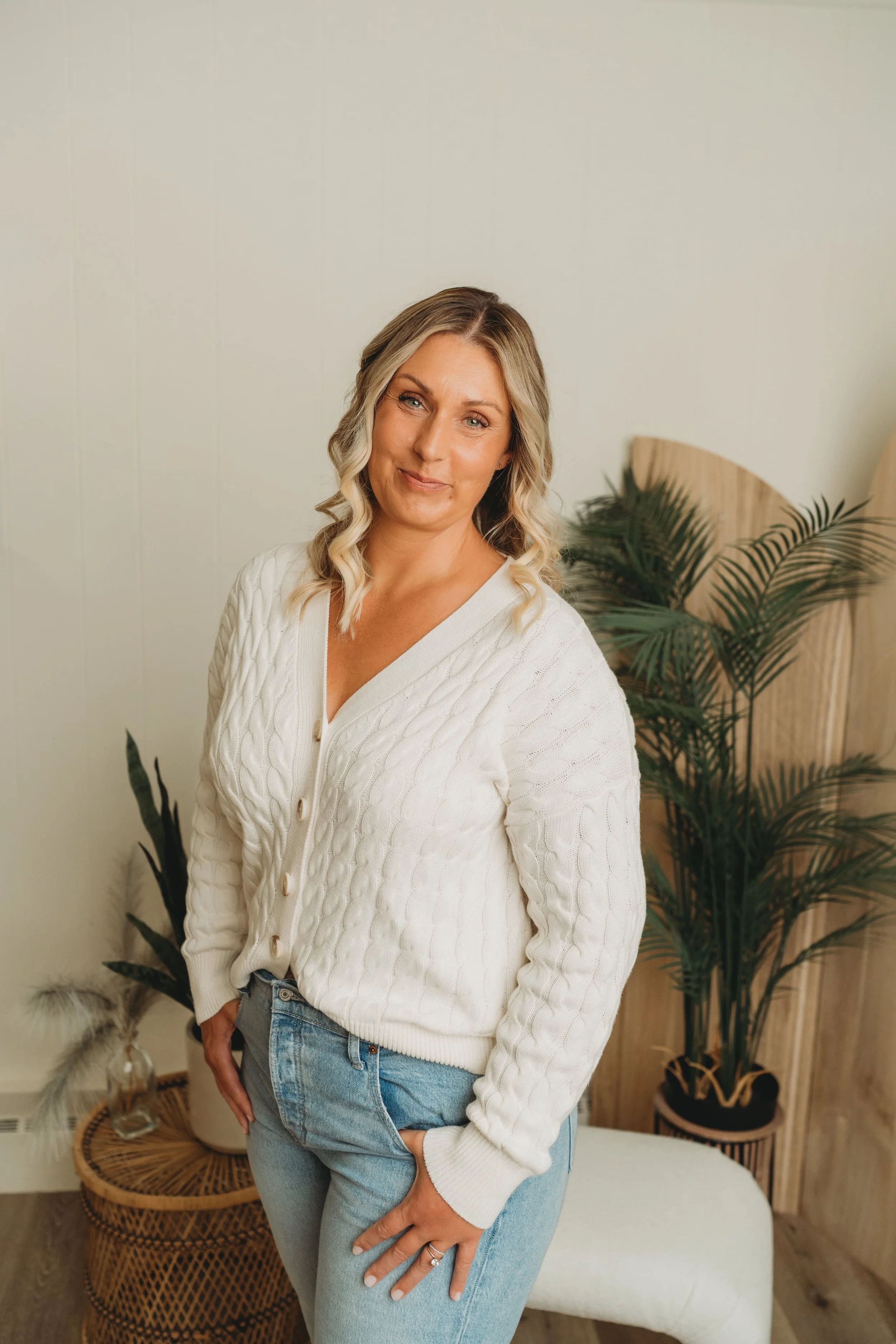 The WellNest Physical Therapy in Slinger, WI offering pelvic floor therapy for incontinence, pain, back pain, hip pain, prolapse, prenatal care, postnatal recovery, lipedema, and lymphedema. Wellness services include red light, dry needling, massage