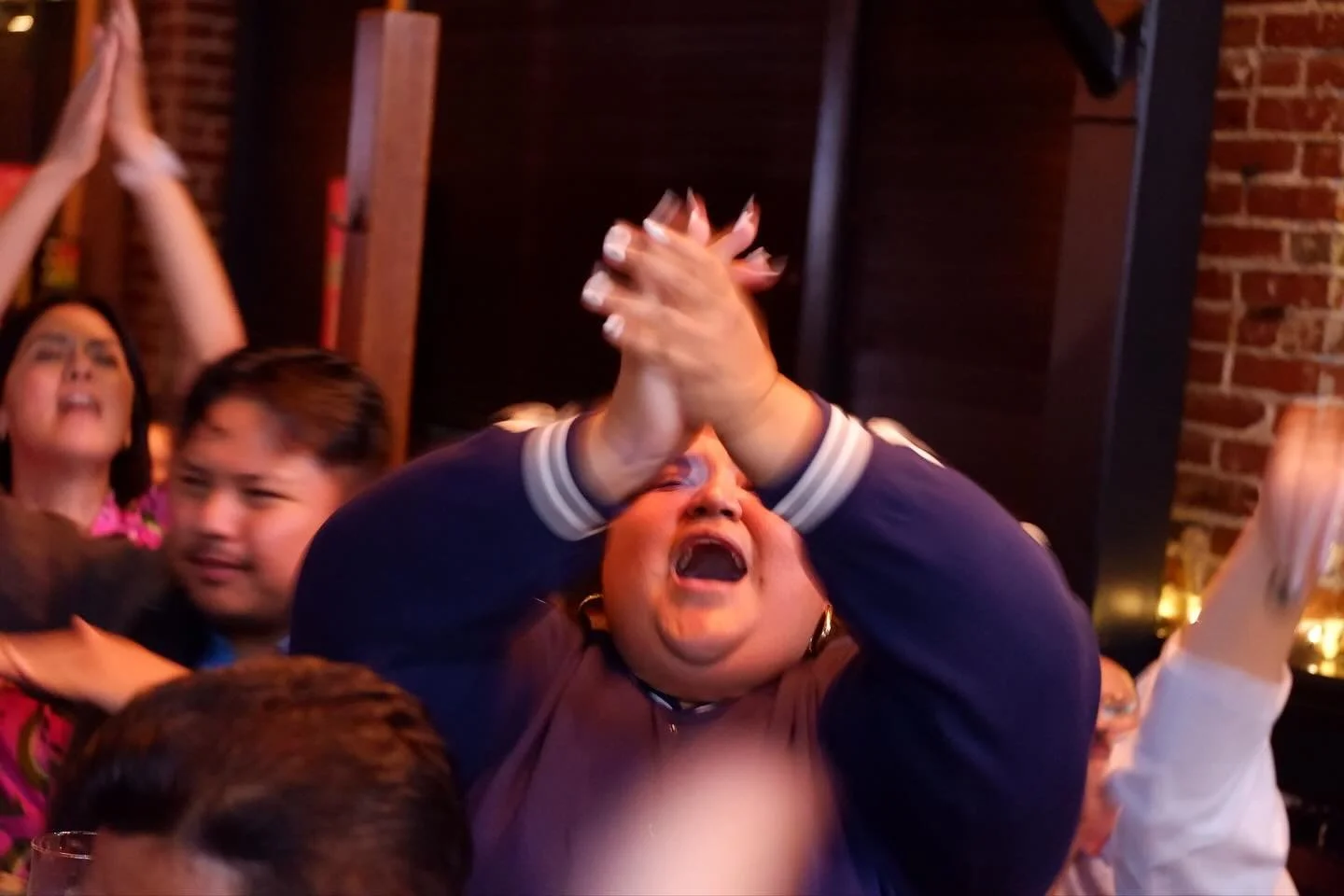 Spotted: @dsa_la, @caworkingfamiliesparty and the squad at @thegreyhoundbarandgrill at the exact moment that @zohrankmamdani declared victory 🤩 From his people-powered win in NYC to Prop 50 passing in California, the momentum is real, fam! 💥

Let&r