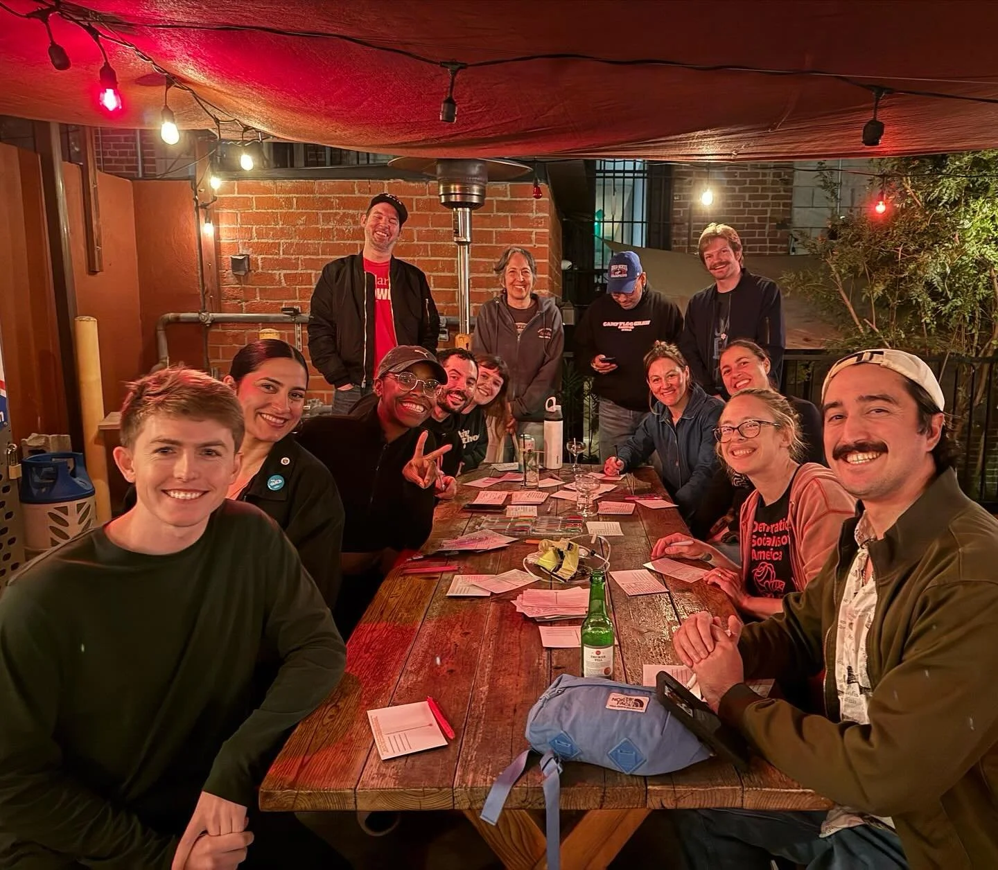 ✨ Immaculate vibes last week at our inaugural postcarding sesh! 📧 Shout out to all the beautiful people who showed up to write messages to our CD1 neighbors. We back at it this Thursday at 8pm in HLP. Who&rsquo;s coming?! 👀

RSVP today! Eunisses.us