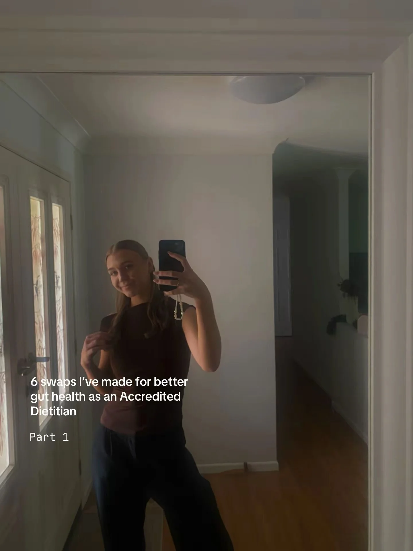 6 swaps I make and recommend to my clients, that can help support your gut, gut diversity and prevent things like irregular digestion and leaky gut: 

Lettuce for coleslaw mix 

Both are great options, but including more variety like cabbage and carr