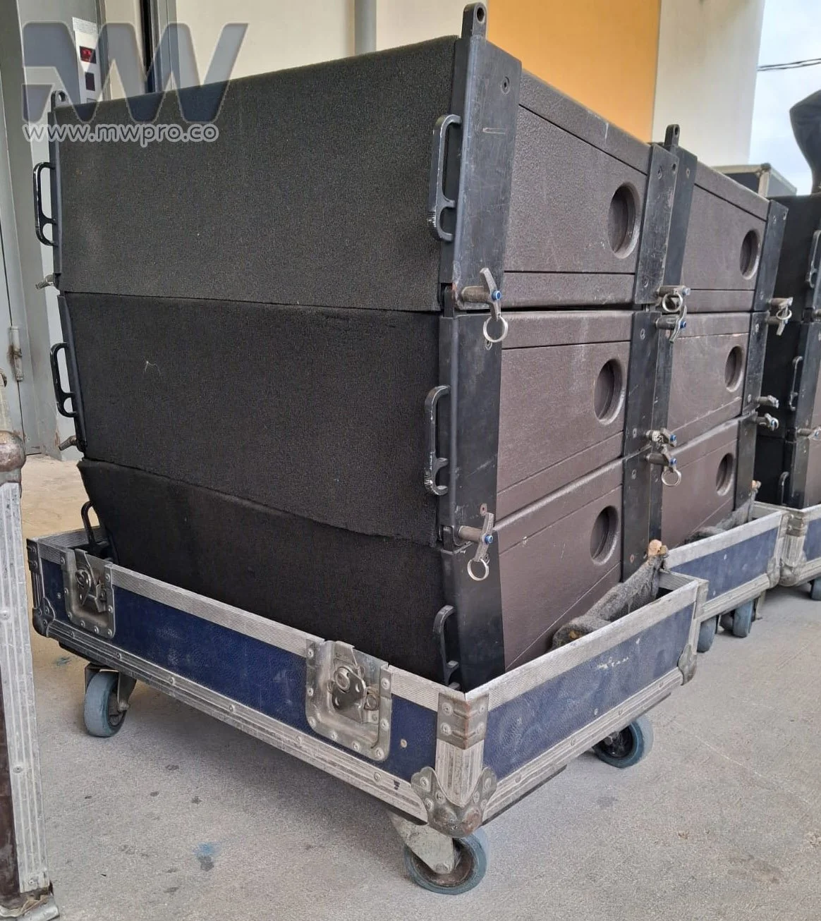 L Acoustics DV-DOSC system