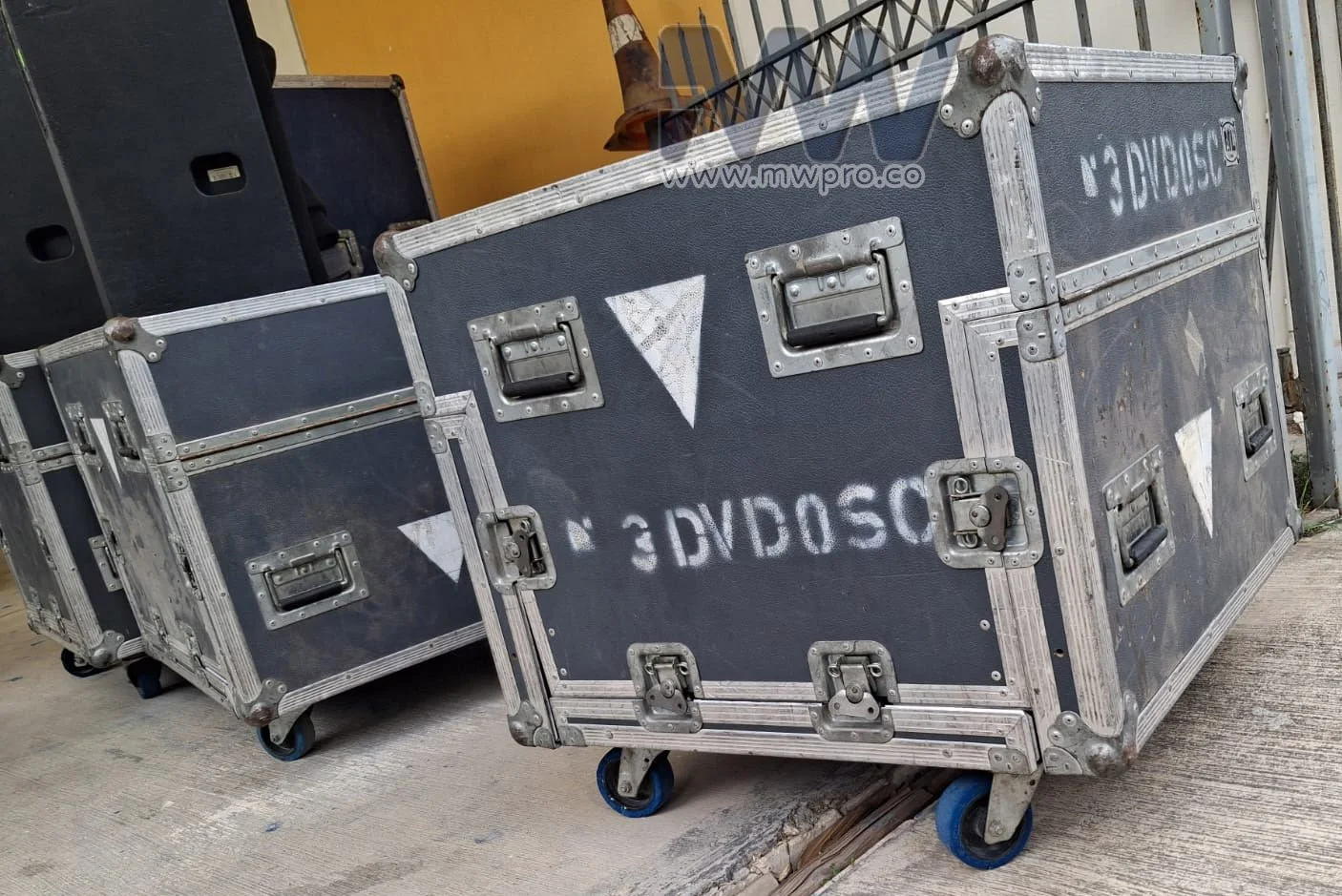 dvdosc1.jpg