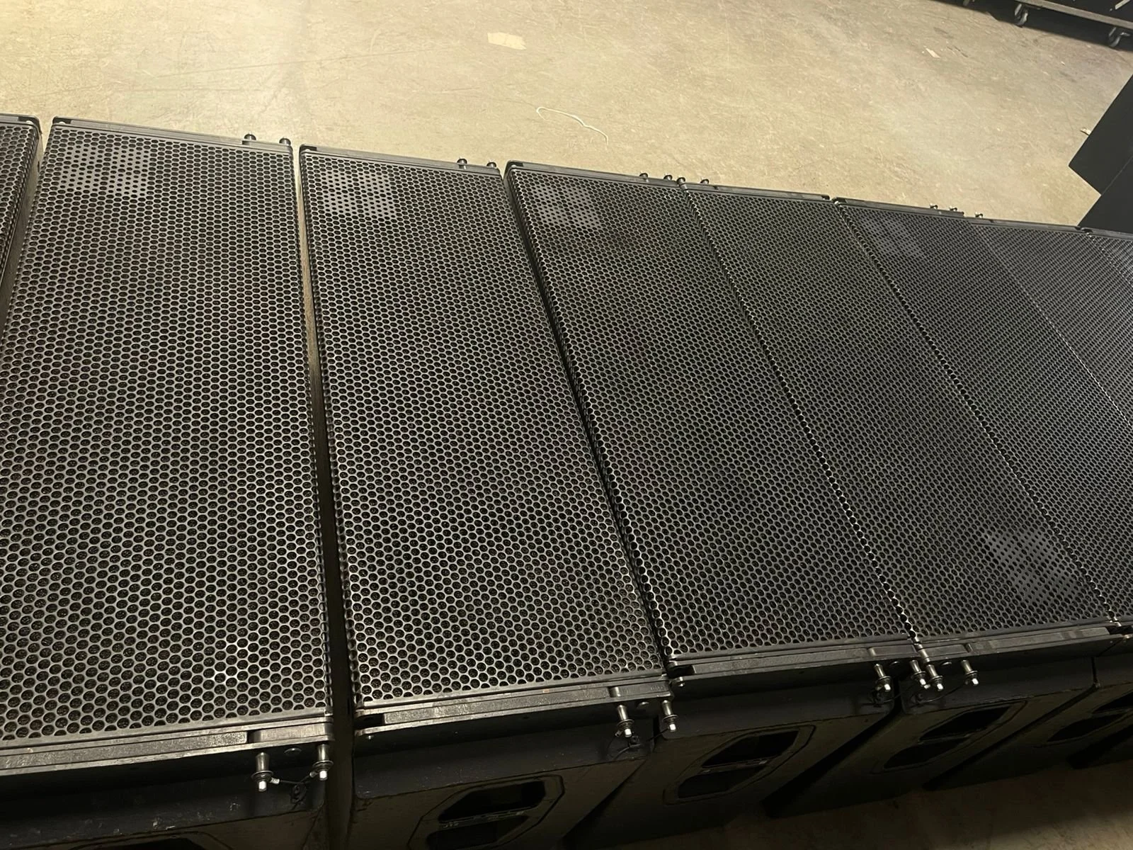 WhatsApp Image 2025-05-16 at 13.43.47 - Copy.jpeg