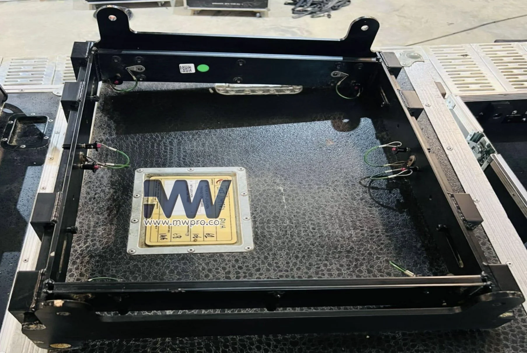 Lyon frame Screenshot 2026-04-06 at 13.49.11.jpg