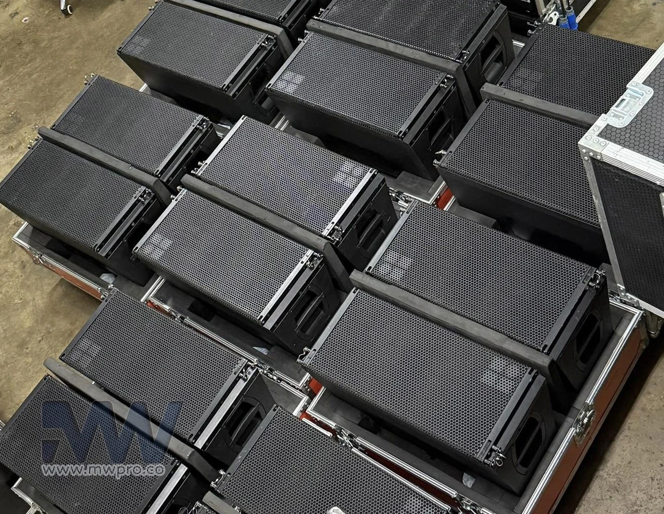 d&b audiotechnik V Series - 16 tops, 8 subs, D80 amplifiers