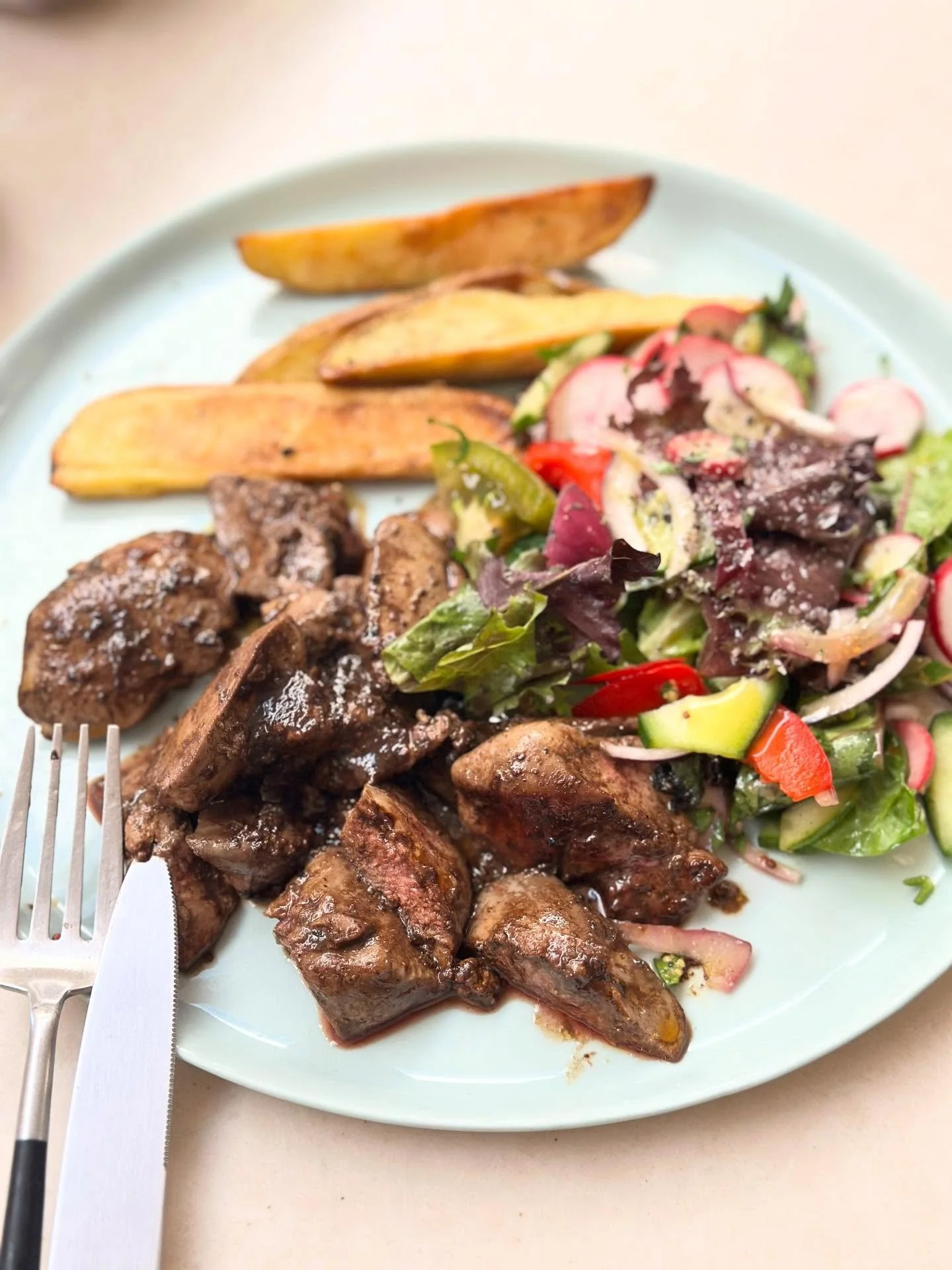 Brunch of CHICKEN LIVERS&hellip;. saut&eacute;ed in olive oil with my favourite spices (swipe left) and a splosh of balsamic. 

Livers are the most nutrient dense food on the planet bar none. Gram for gram they are the highest source of iron and fola