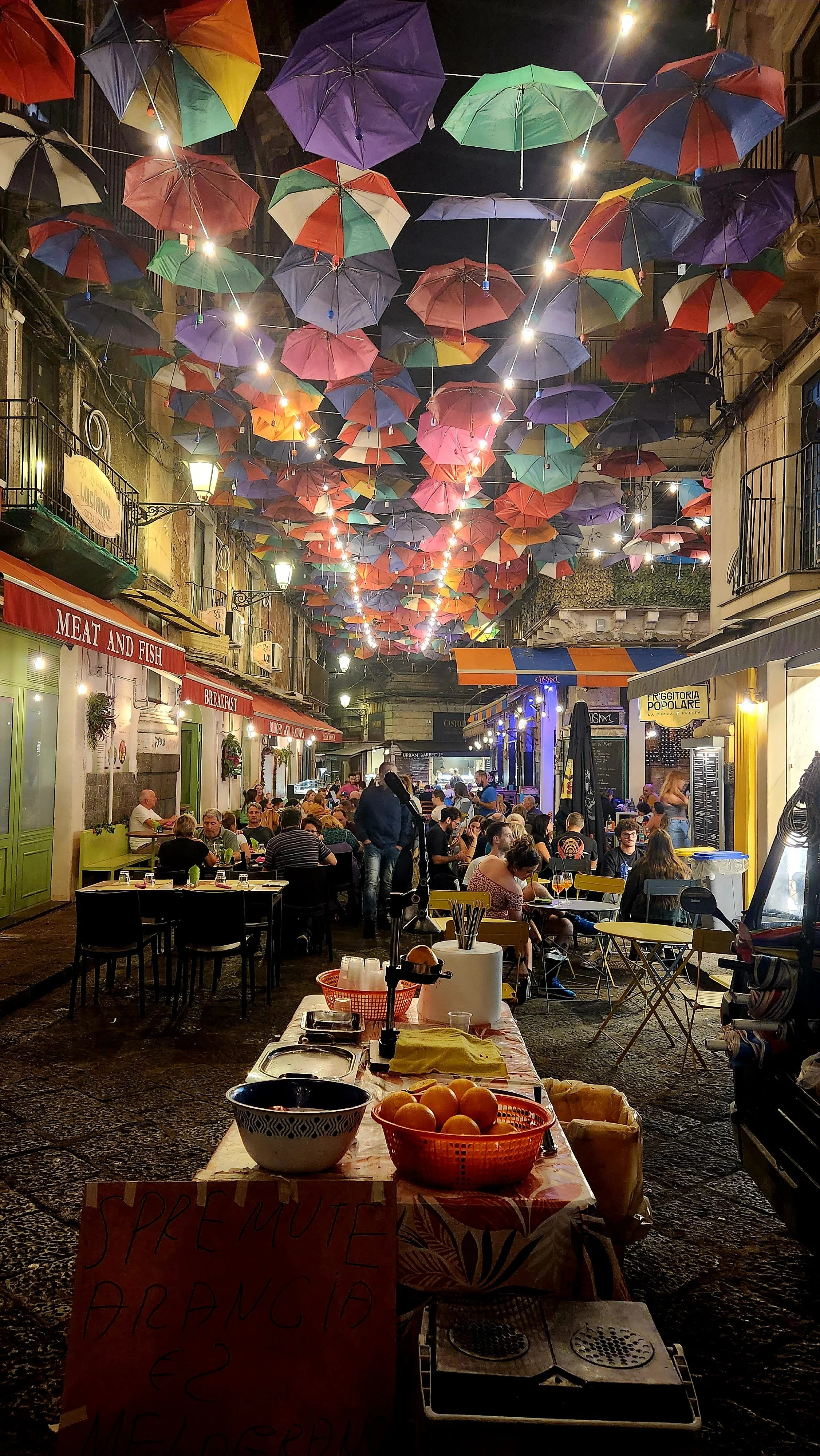 2024-catania-umbrella-street.jpg