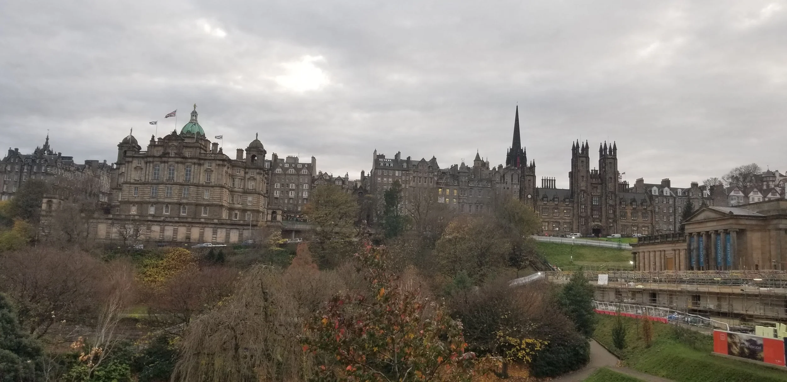 2021-edinburgh-old-town-skyline.jpg