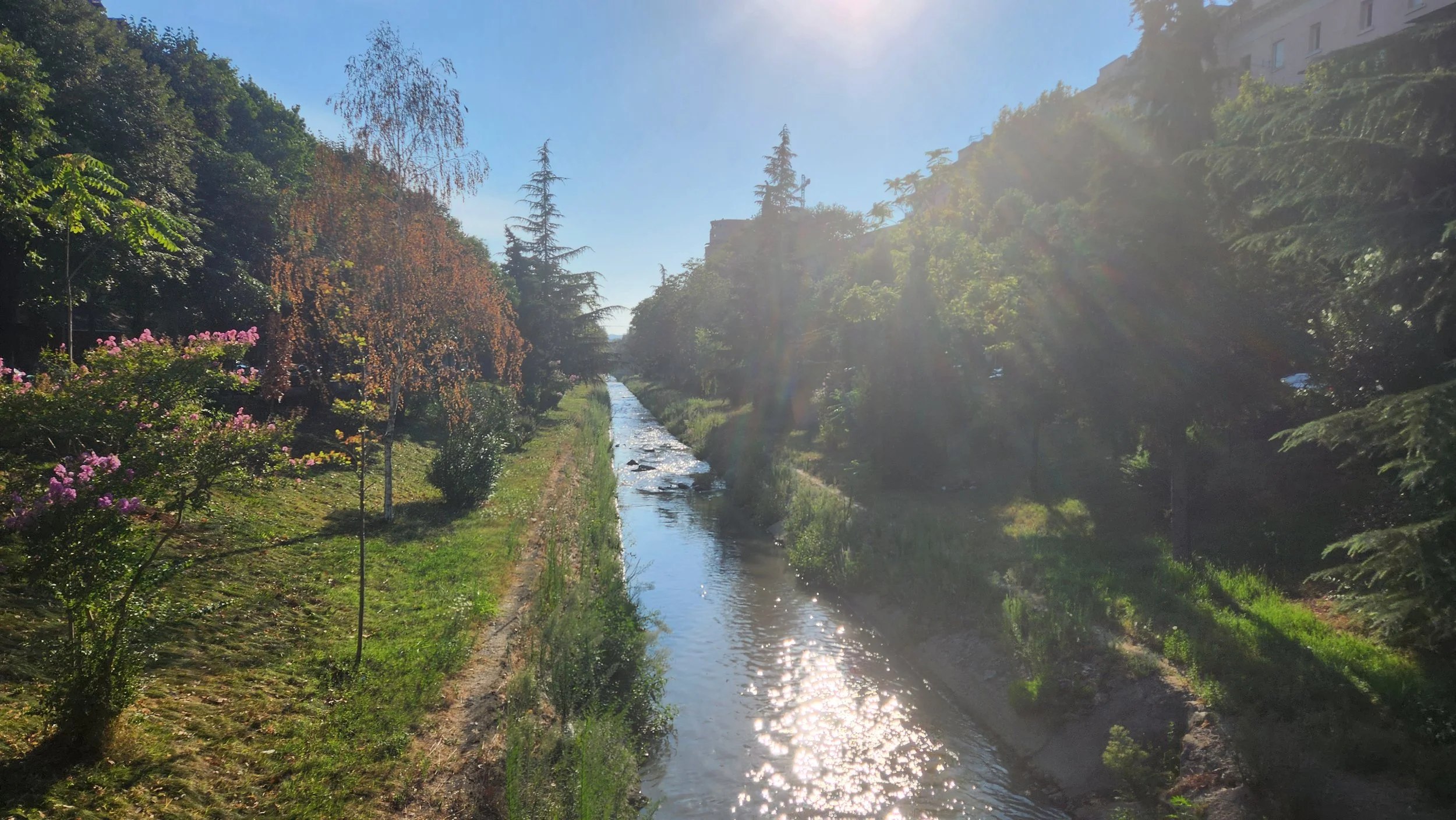 2024-tirana-lana-river-park.jpg