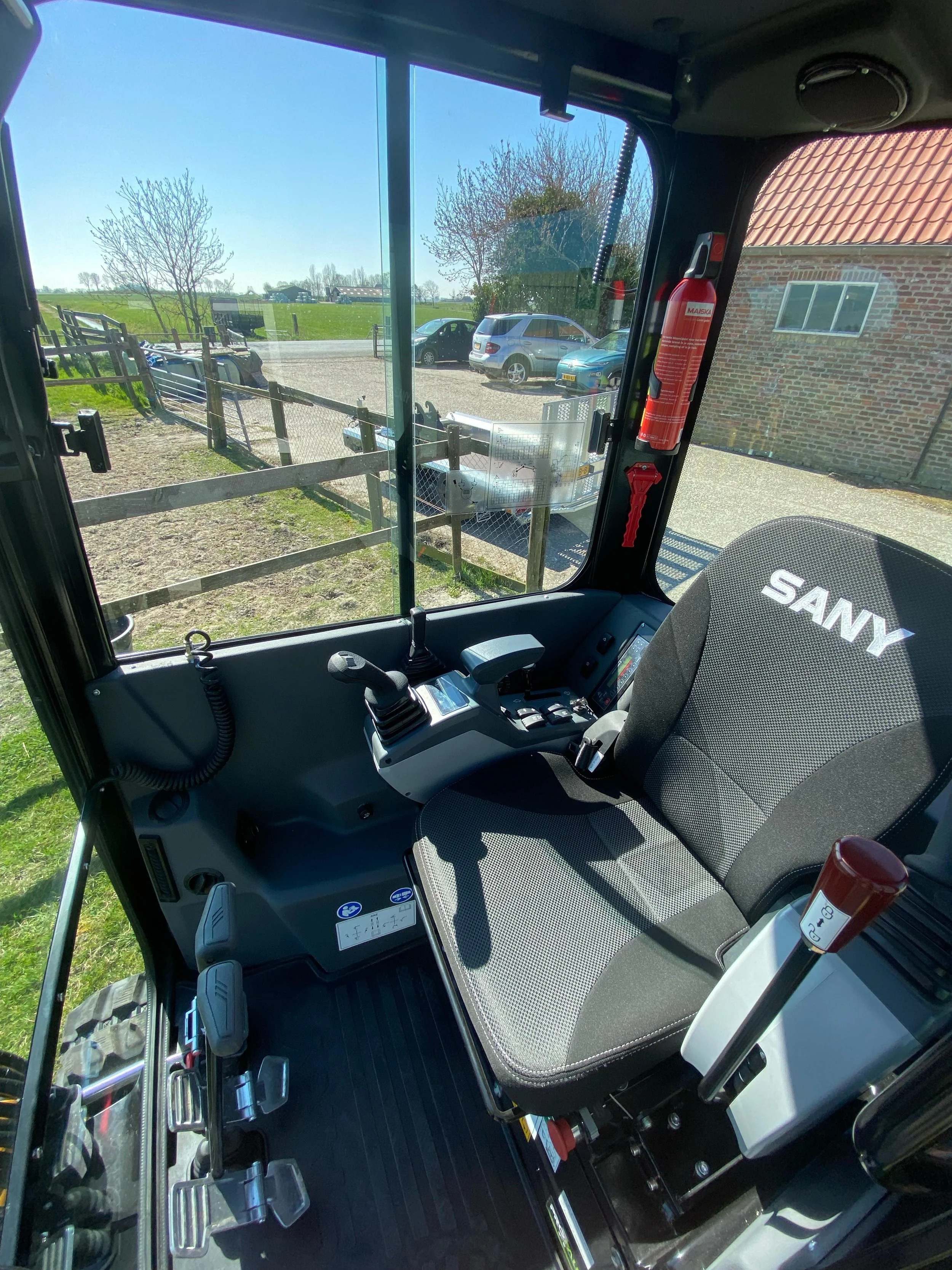 WhatsApp Image 2025-04-04 at 16.43.42_c0609e88.jpg