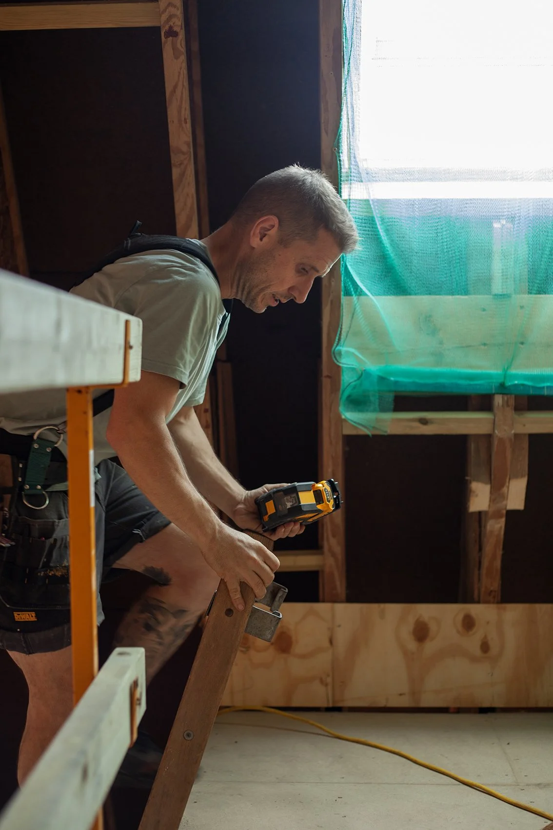 Dovetail ltd, a construction company in Bristol, UK.
The team at work on a timber frame house in St Werburghs.
