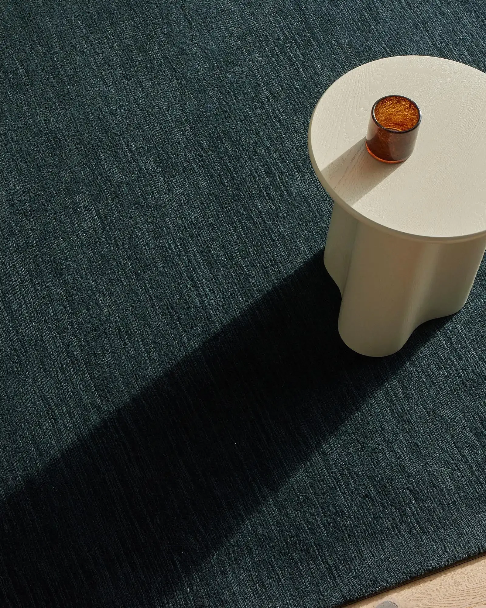 recpsBsxGK3fQYRnH_Alessandre_rug_dusk_lifestyle2.webp