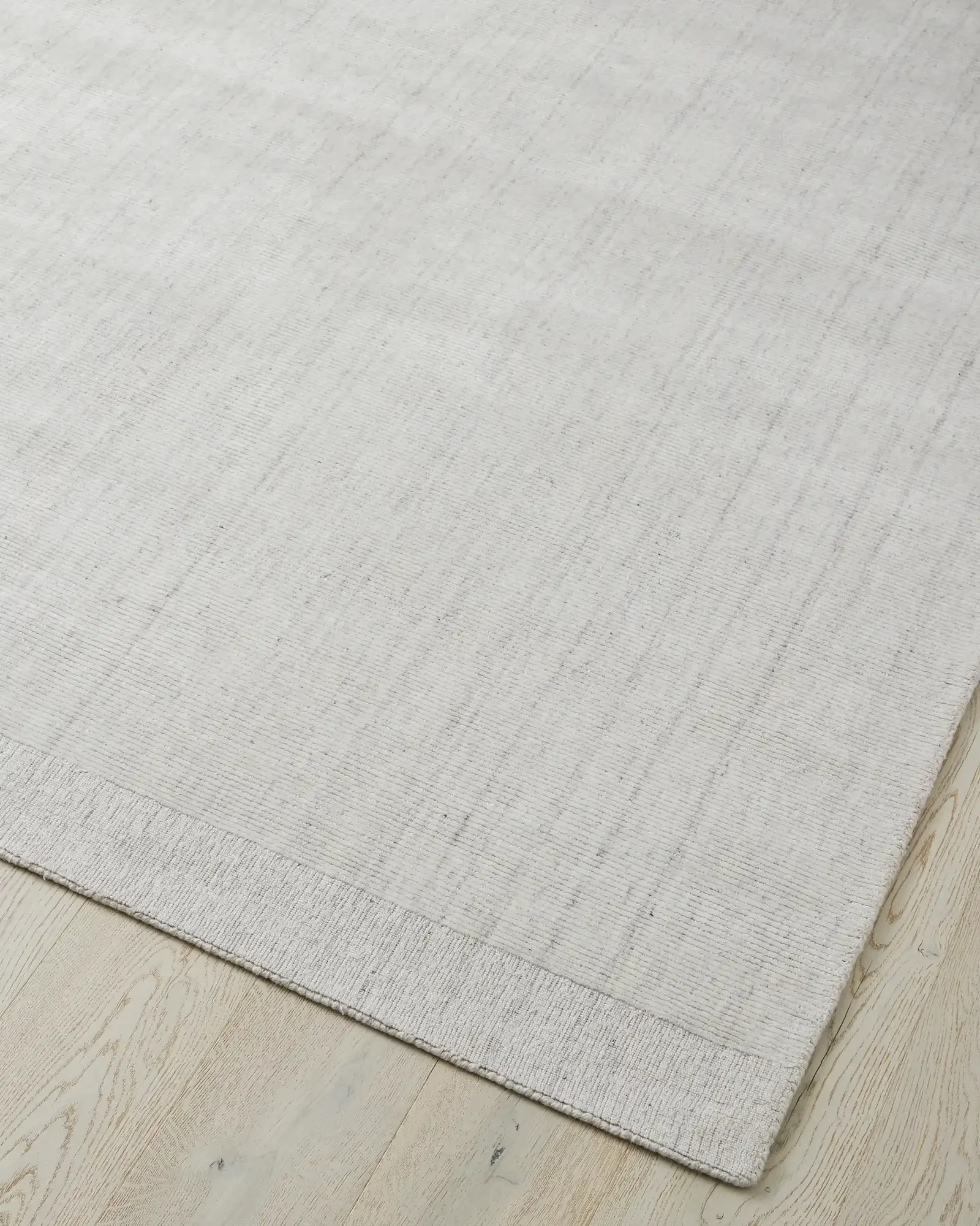recW3XHZpscpXJBPk_Travertine-Rug-Marble-Corner.webp