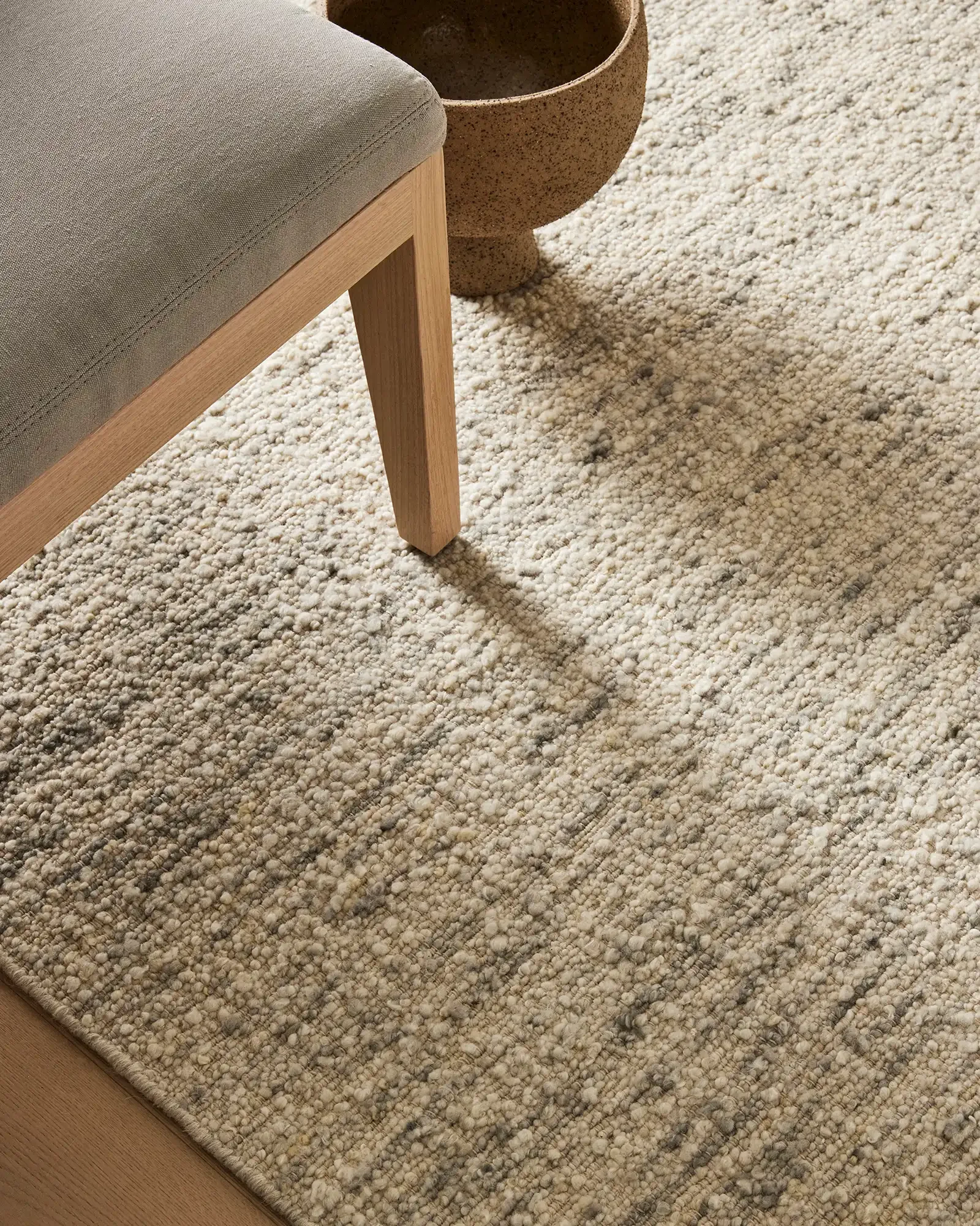 recWnHQlDSyKPNgE0_Henley-rug-pelican-details.webp