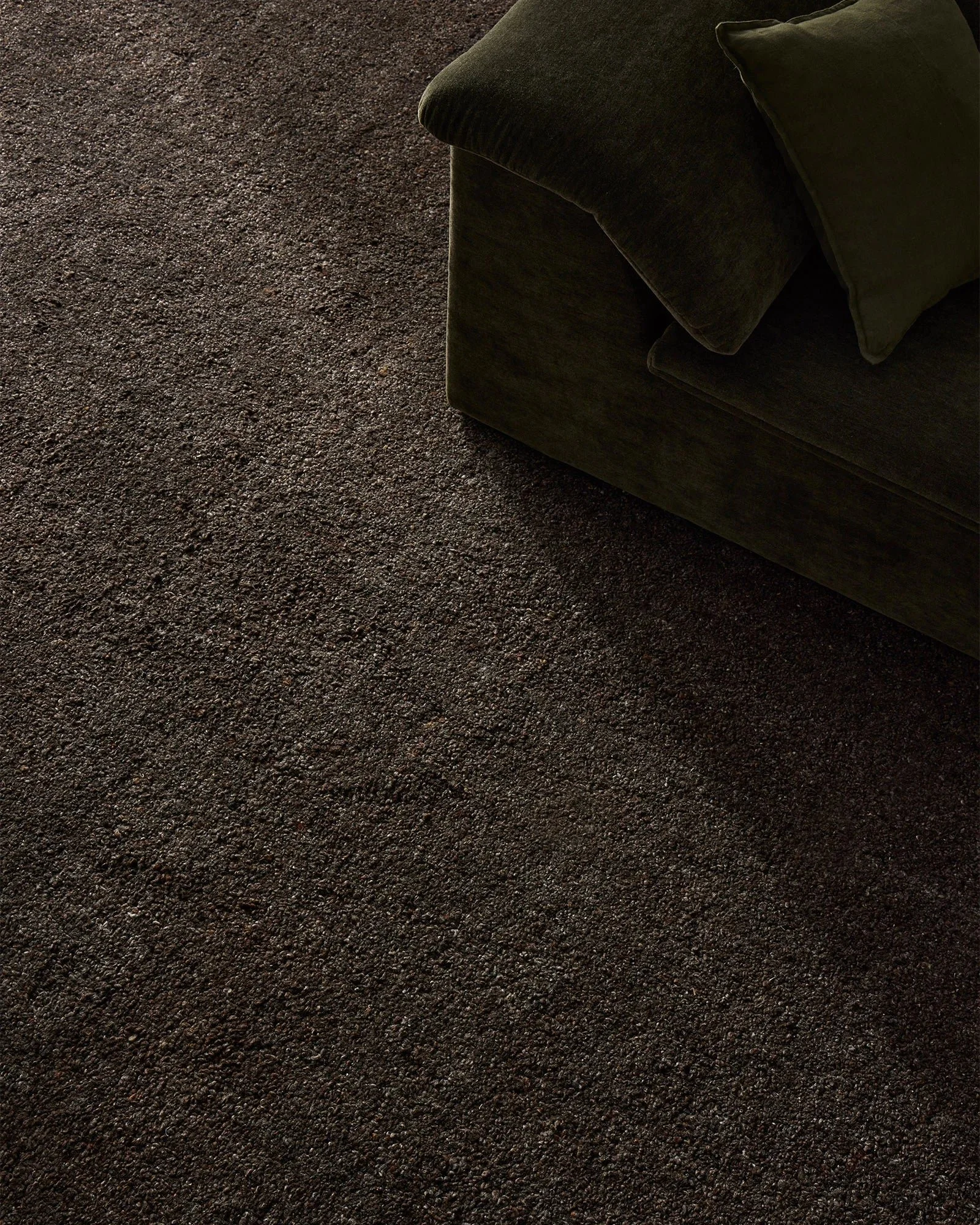 recvI70xVrZsReIk6_Marceau-Chocolate-Rug-Lifestyle.jpg