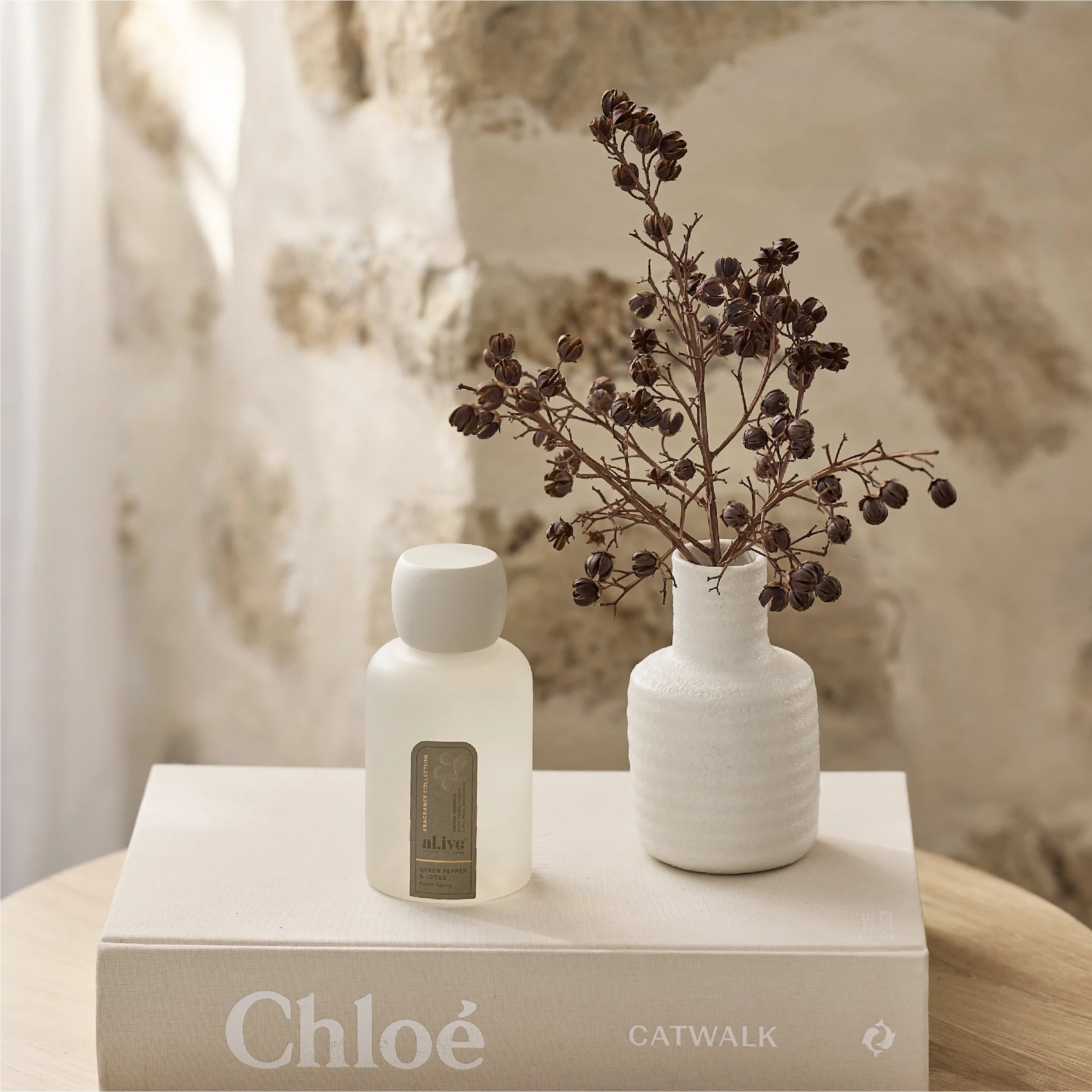 Fragrance_Styled-Imagery_Room-Spray_16.jpg