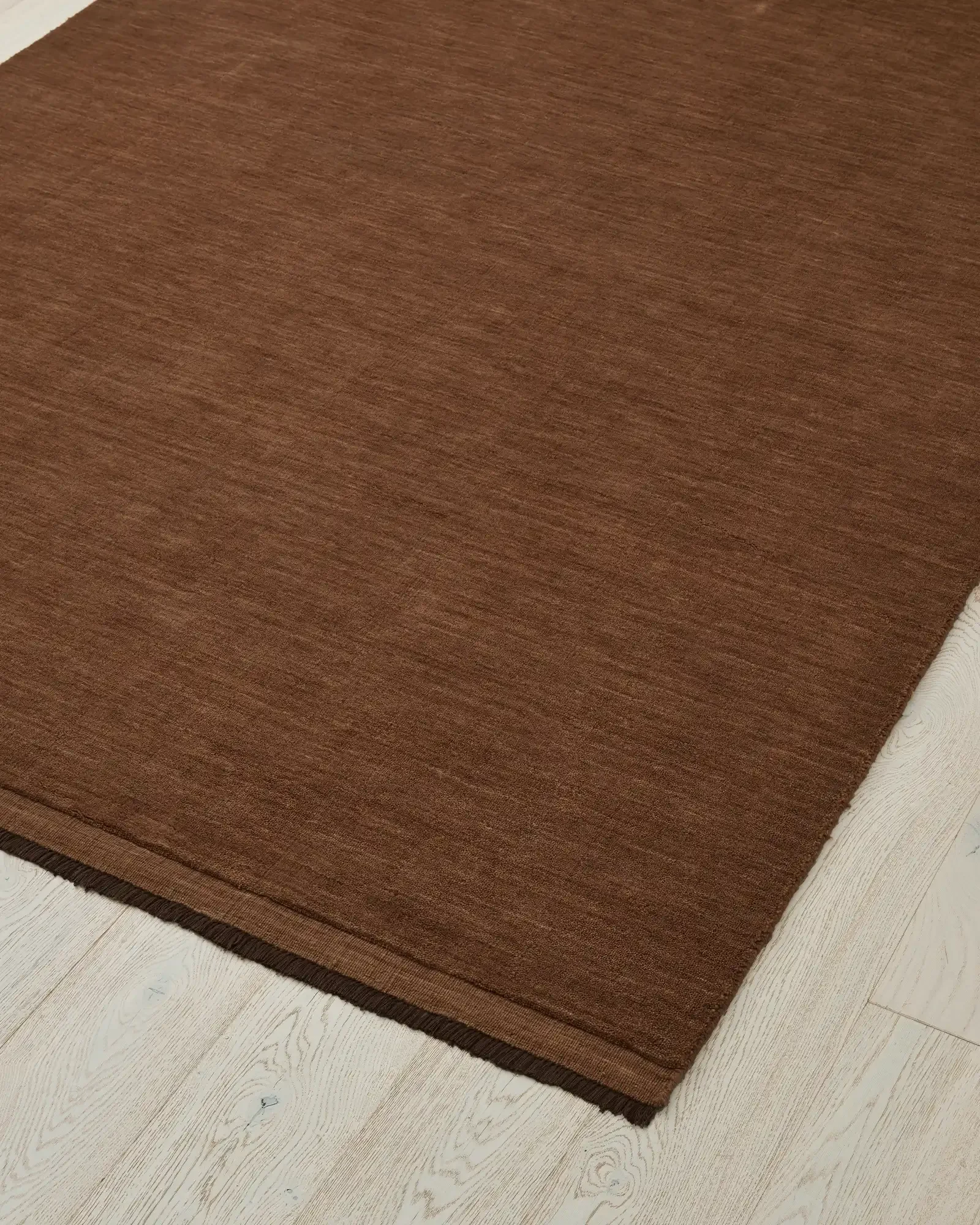 recPveWkn8wL9RB8l_Silvio-rug-sienna-1.webp