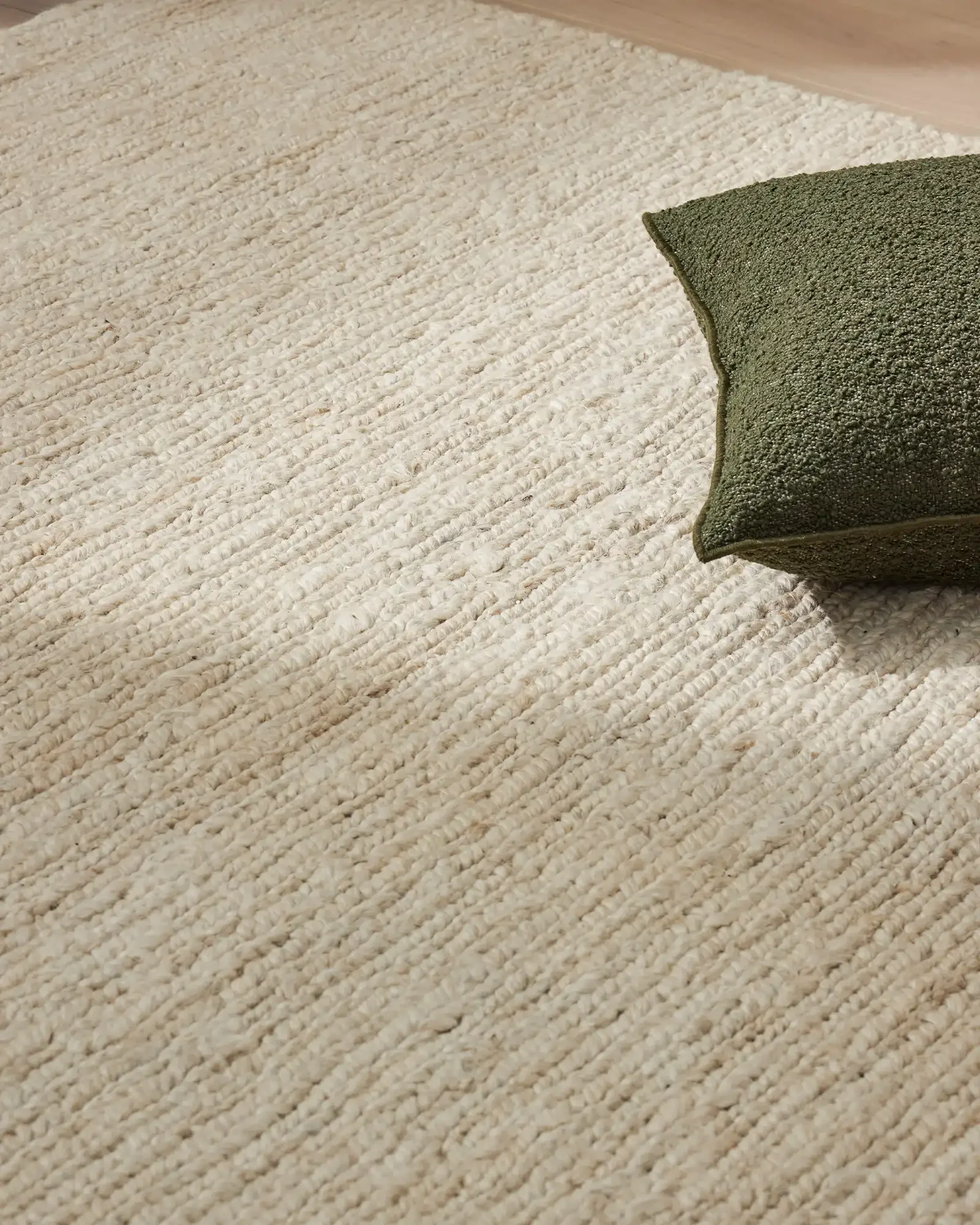 rec7bvJux5NQKyiPf_Suffolk-rug-Pearl-Lifestyle.webp