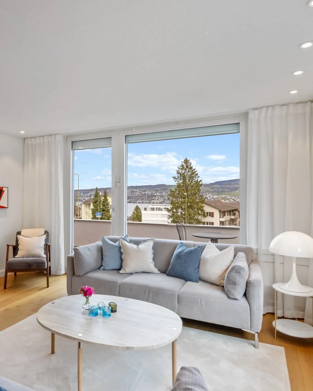 This corner feels calm and it&rsquo;s not by accident ✨

There&rsquo;s one texture that grounds it, one tone that runs through everything and nothing competing for your attention. 

Cosy doesn&rsquo;t come from adding more. It comes from choosing wel